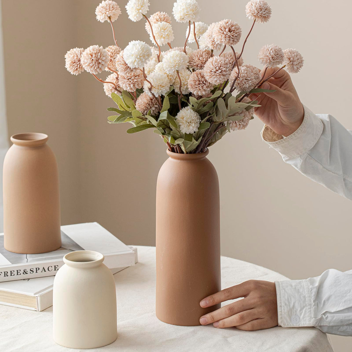 Large Decorative Ceramic Vase Set 3 Pieces Nordic Modern - TINCTOTNIC Official Imagery - 3