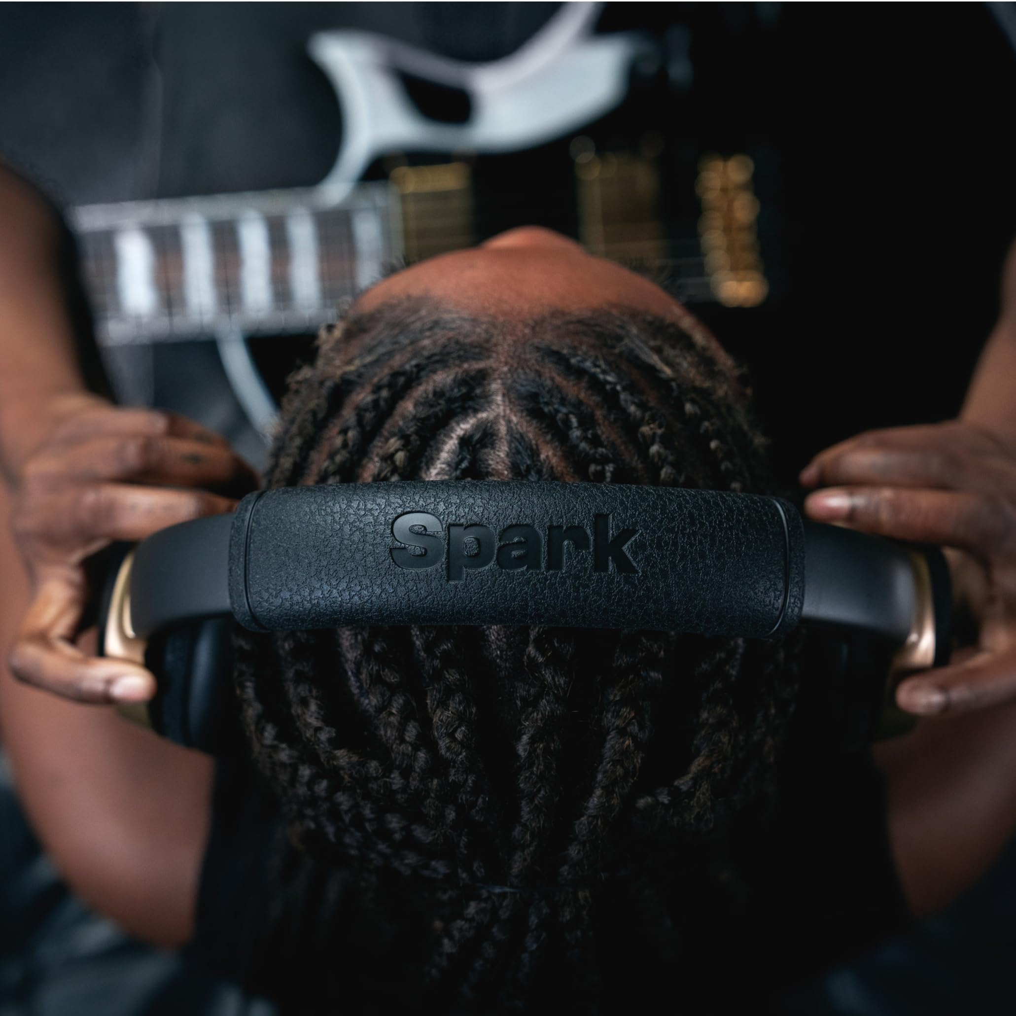 Positive Grid Spark NEO Wireless Smart Guitar Headphone Amp & Rig by Positive Grid - Angle View 8