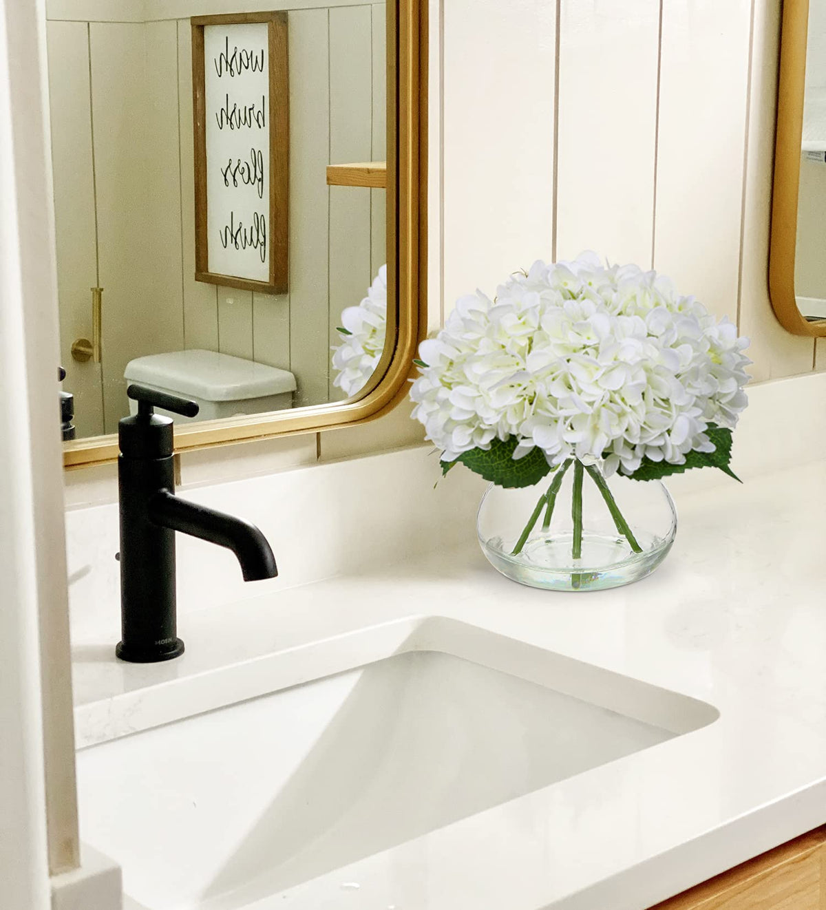 Hollyone Hydrangea Artificial Flowers with Vase White Silk - Hollyone Official Imagery - 3