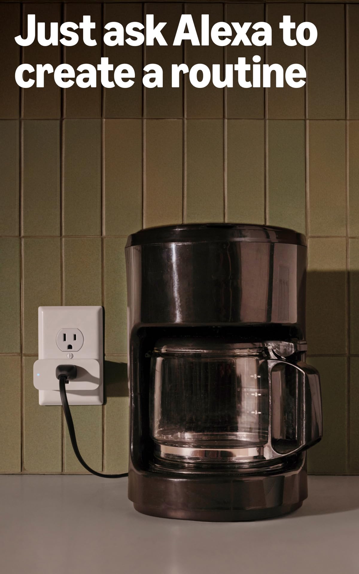 Amazon Smart Plug, Control lights and appliances when away from home, Simple set - Amazon Official Product View 6