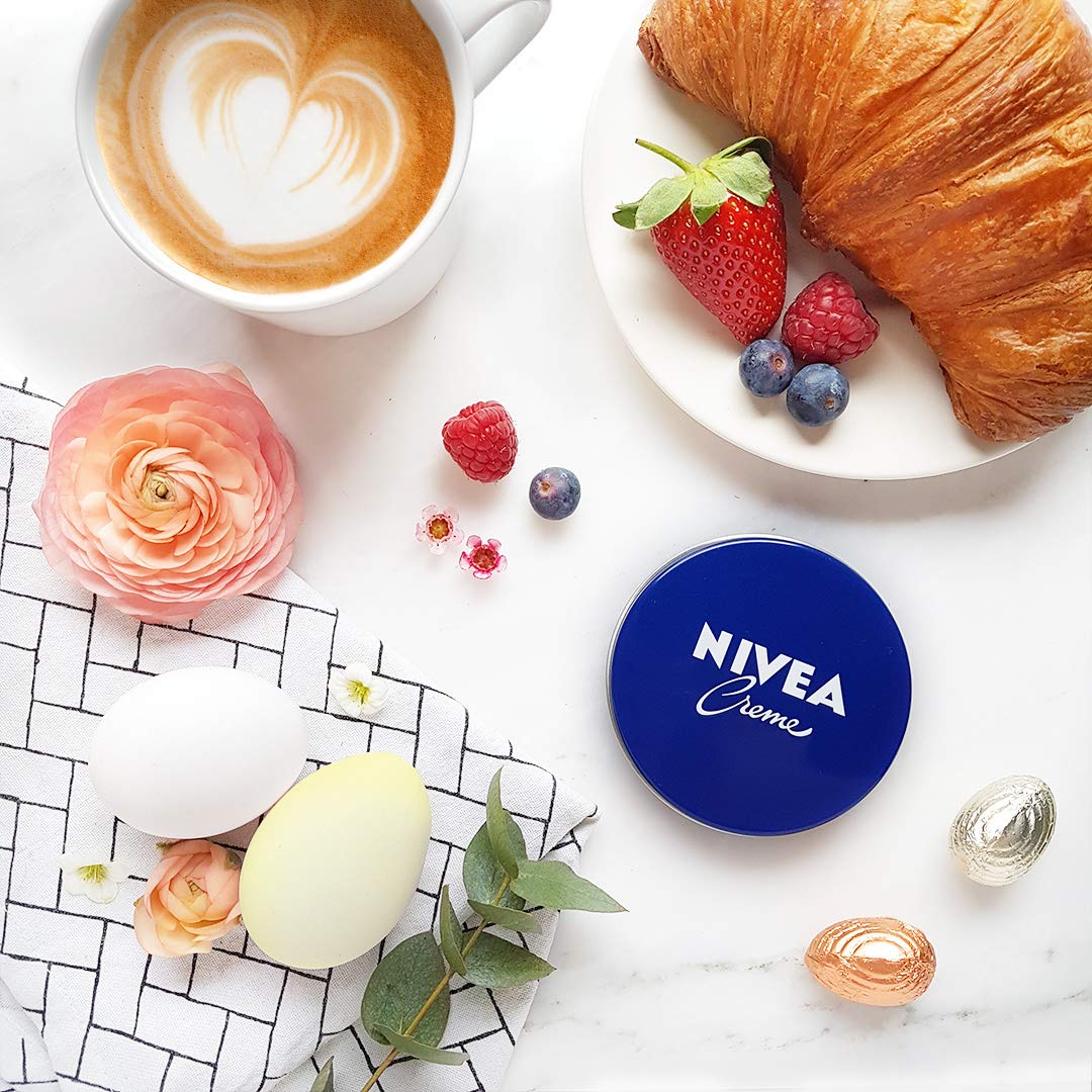 NIVEA Creme Moisturizing Cream Provides Intensive Protective - NIVEA Official Imagery - 7