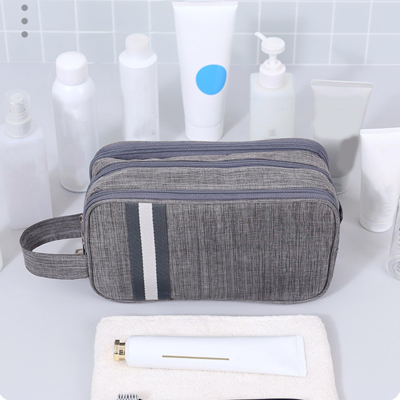 Gucagle Toiletry Bag Durable Travel Bathroom Organizer with Dry Wet Separate Compartments for Cosmetics Storage Portable Lightweight Polyester 8.8 oz (25 * 10 * 14cm)