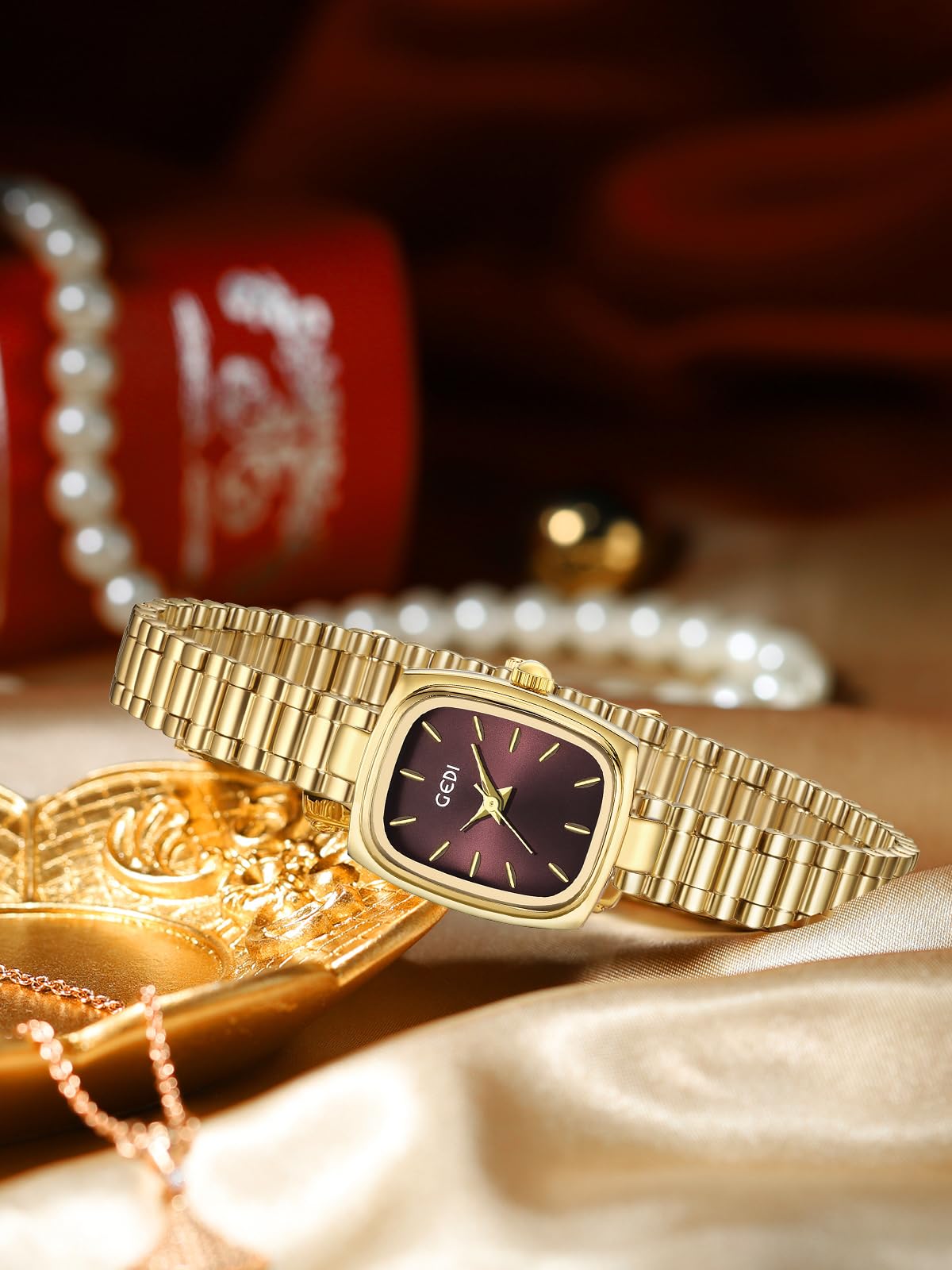 FORSINING Square Small Gold Watches for Women Ladies Quartz - FORSINING Official Imagery - 4