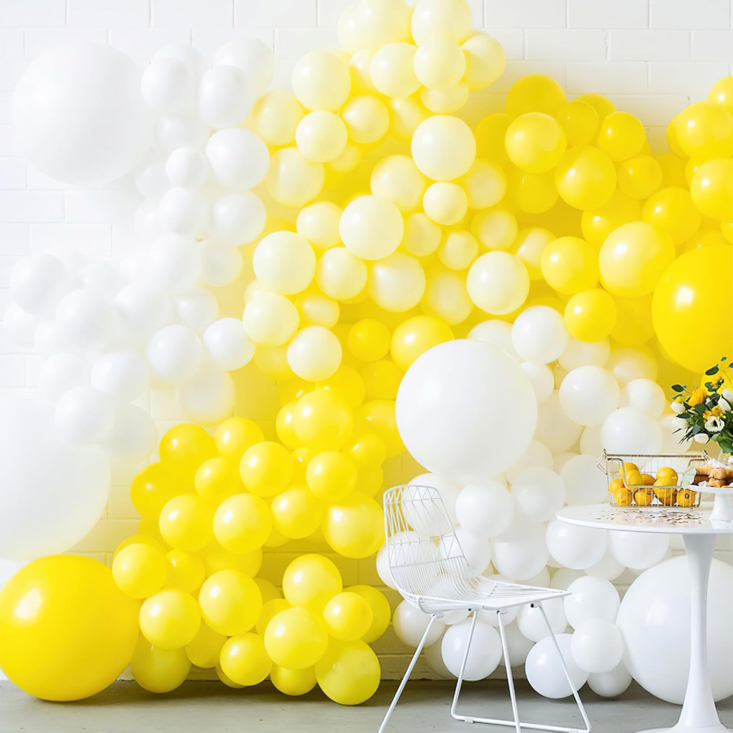 PartyWoo Yellow Balloons 127pcs Different Sizes of 18 12 10 5 Inch Matte Yellow Latex Balloon Yellow-Y55