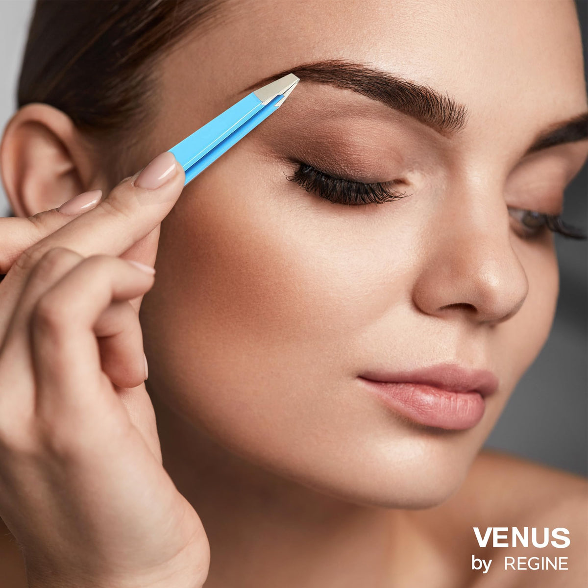 Venus by Regine Slant Tweezers Blue - Regine Switzerland Official Imagery - 6