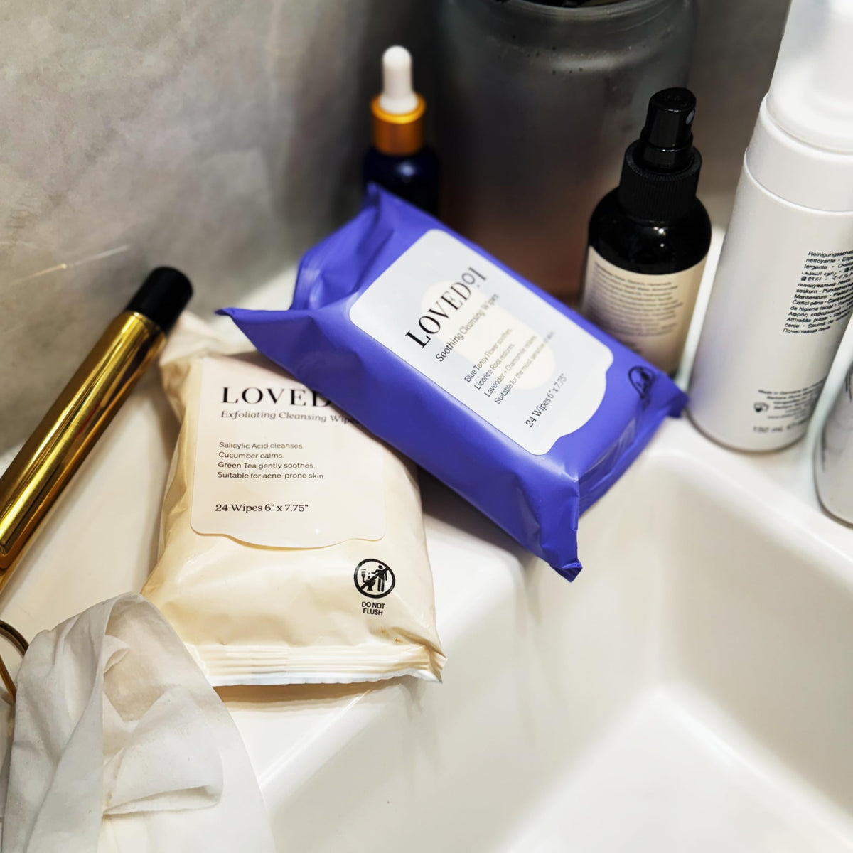 Loved01 Salicylic Acid Cleansing Wipes Green Tea Lavender 3 - Loved01 Official Imagery - 7