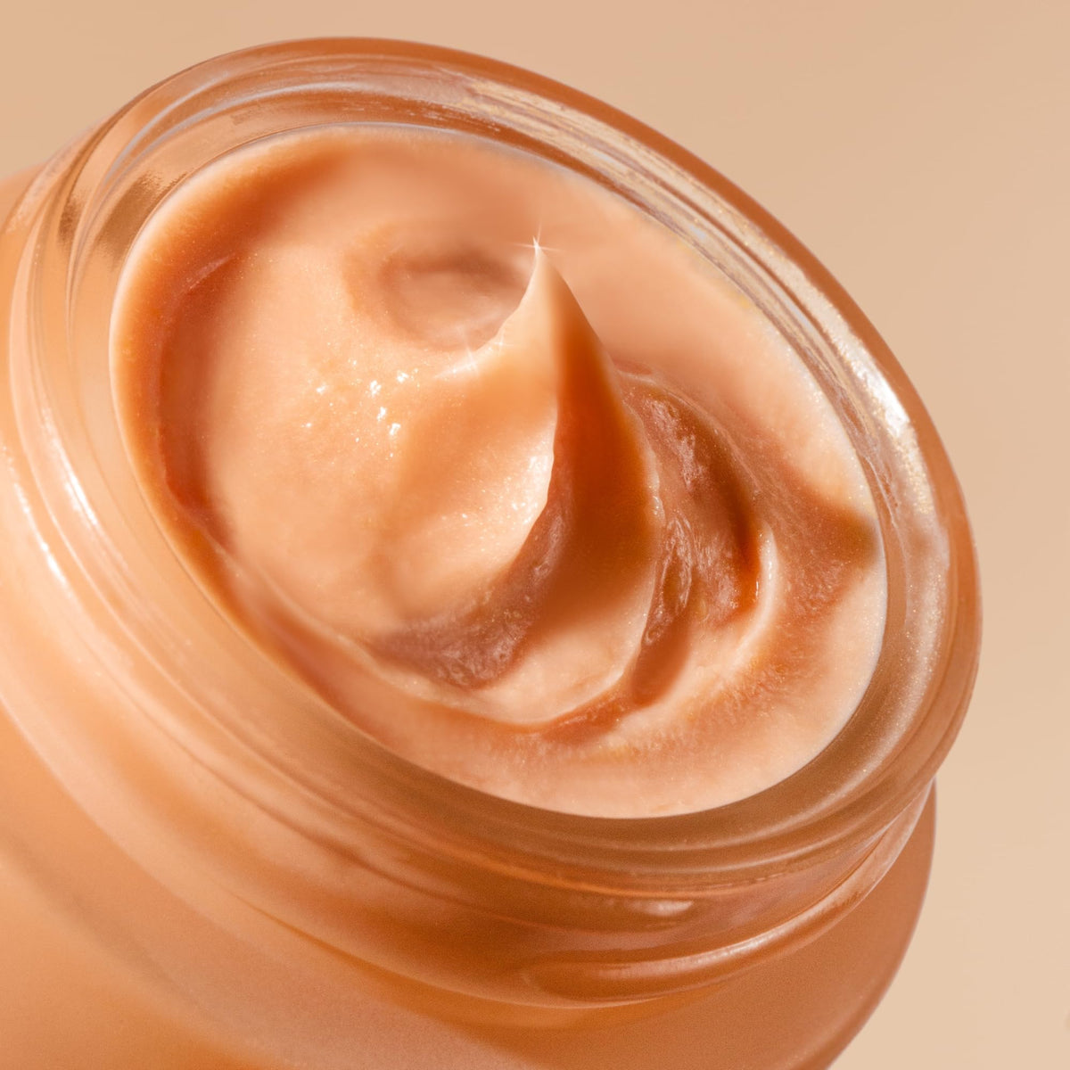 Summer Fridays Light Aura Vitamin C Peptide Eye Cream - Summer Fridays Official Imagery - 8