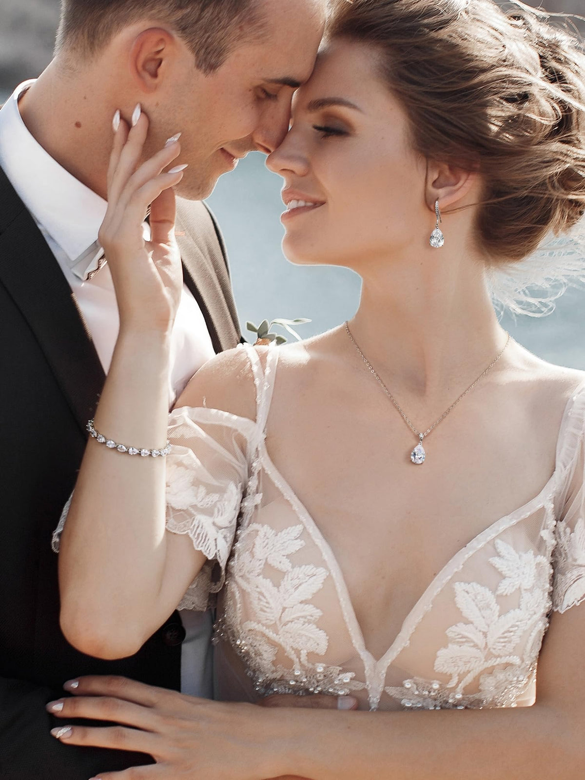 SWEETV Bridal Wedding Jewelry Set for Brides Teardrop - SWEETV Official Imagery - 4