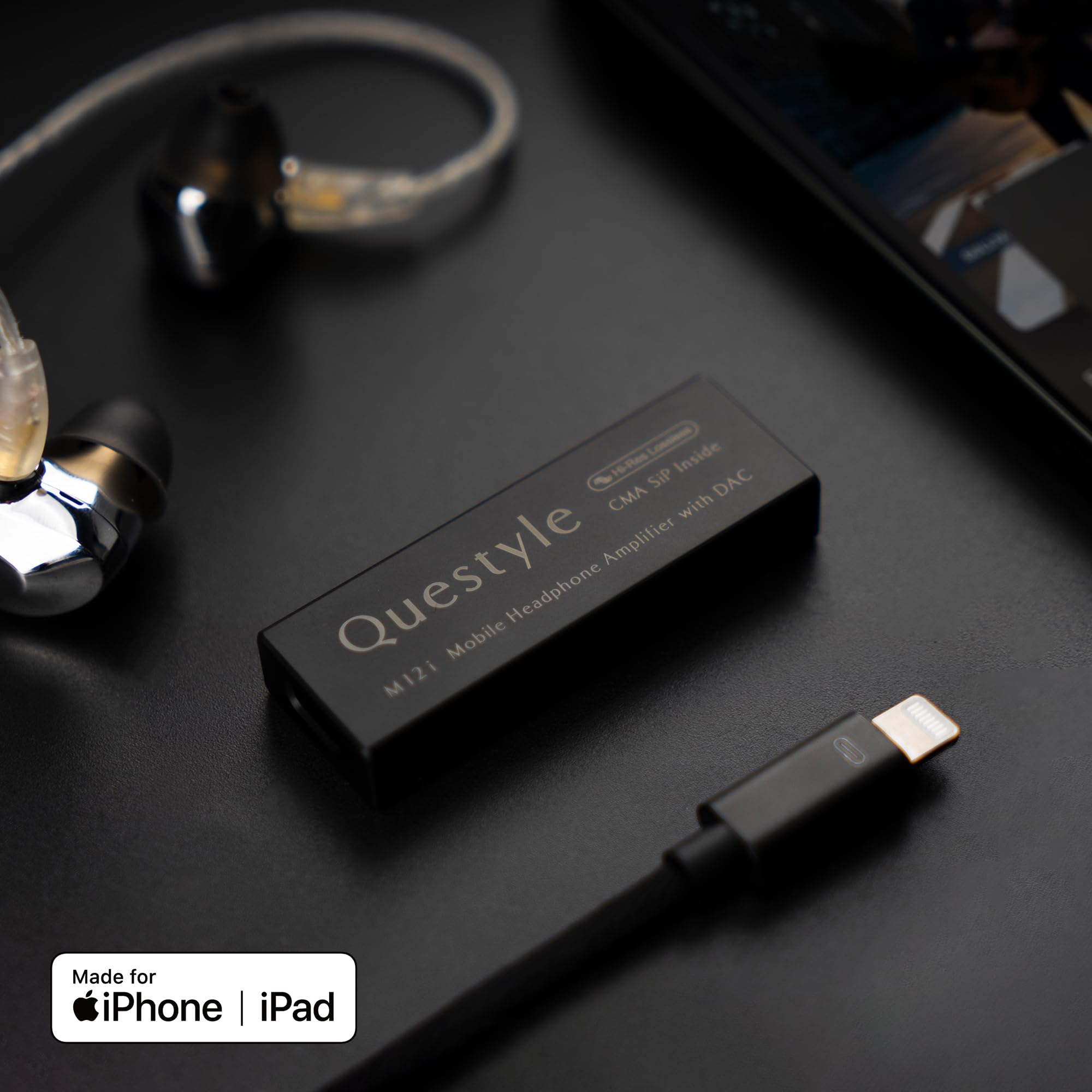 Questyle M12i HiFi Headphone Amplifier   Portable USB DAC by Questyle - Angle View 4