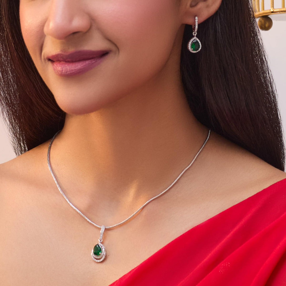 TARINIKA Ashley Indian Pendant Necklace Set - TARINIKA Official Imagery - 4