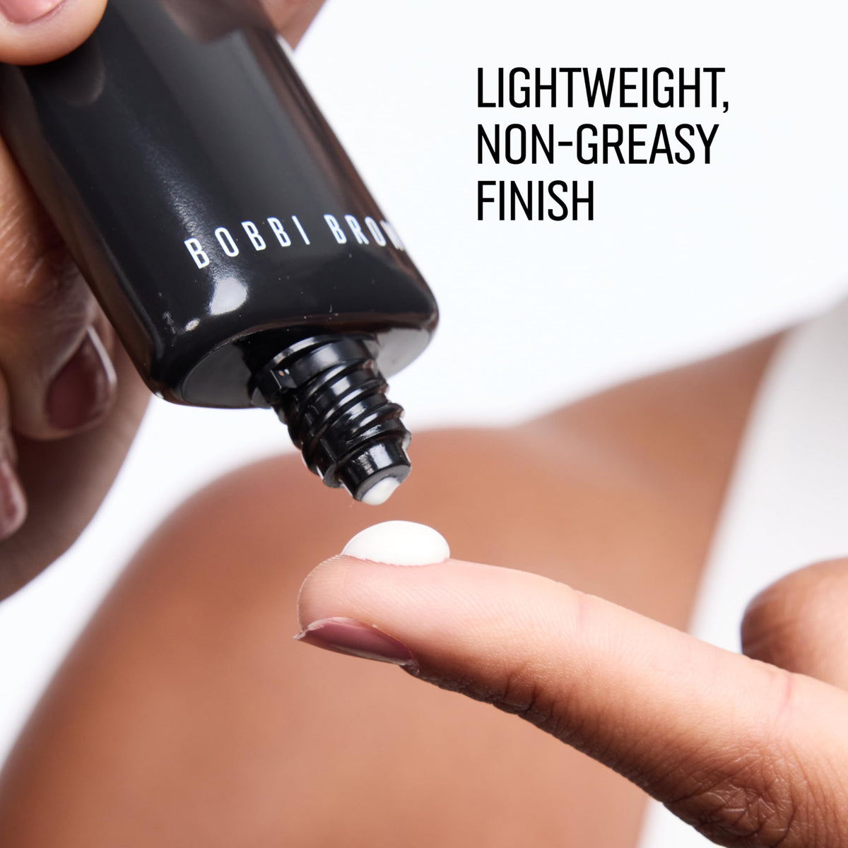 Bobbi Brown Primer Plus Protection Broad Spectrum SPF 50 - Premium Selection Official Imagery - 4