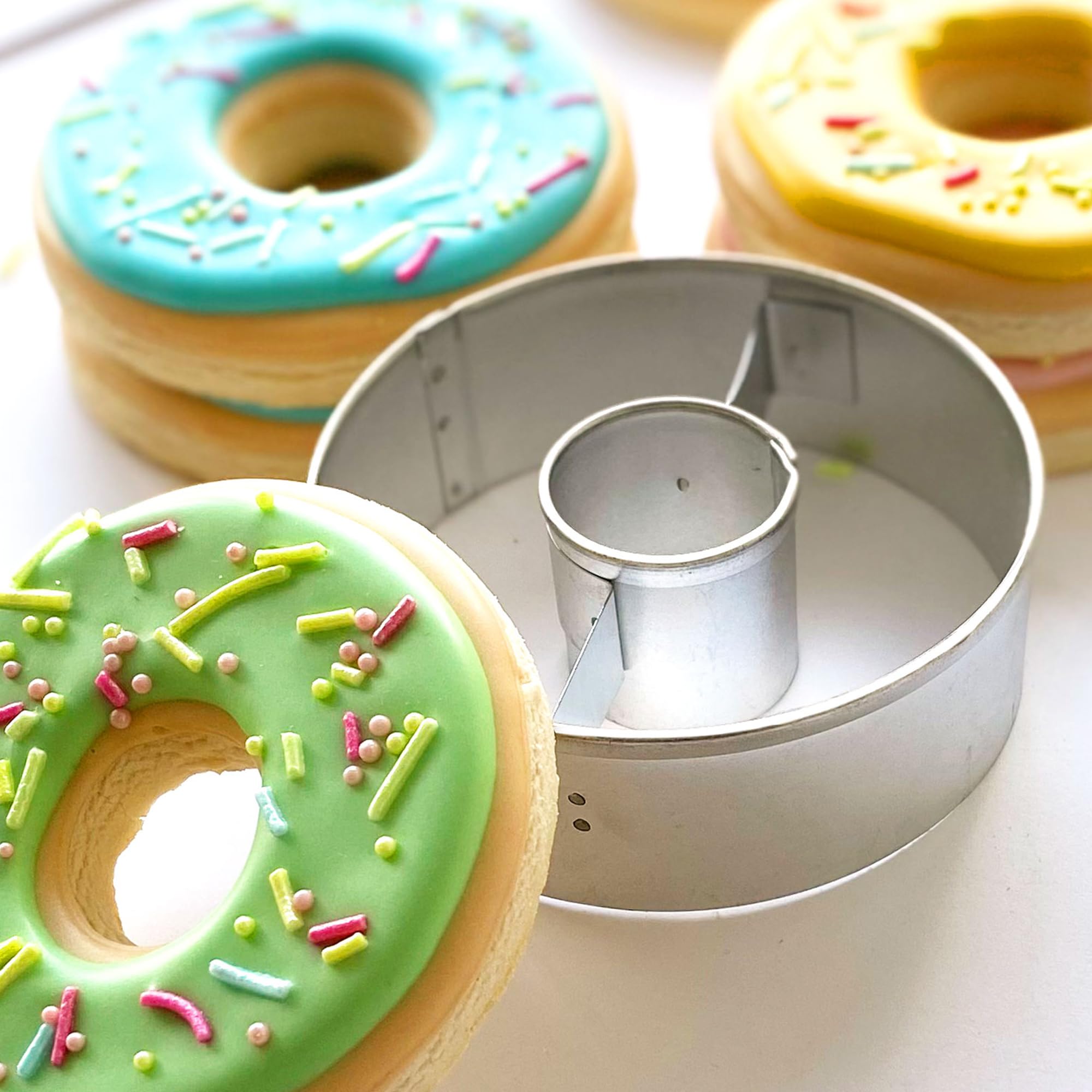 R&M Donut Cookie Cutter, Round with Hole Cut Out. Stainless Steel, 3 I - View 5