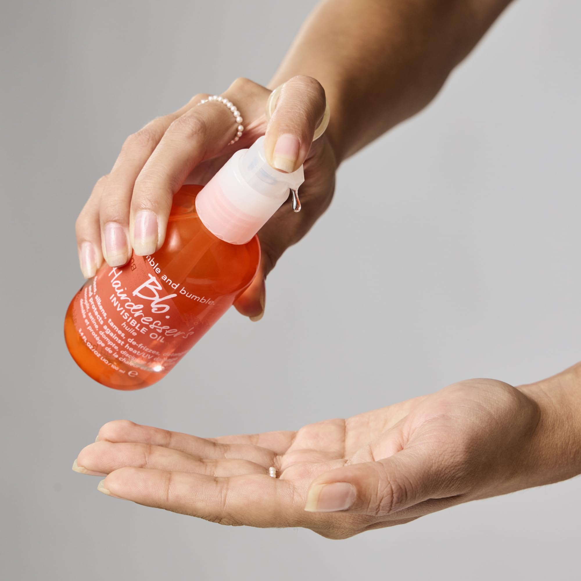 Bumble and bumble Hairdresser s Invisible Oil Frizz Reducing - Premium Selection Official Imagery - 5
