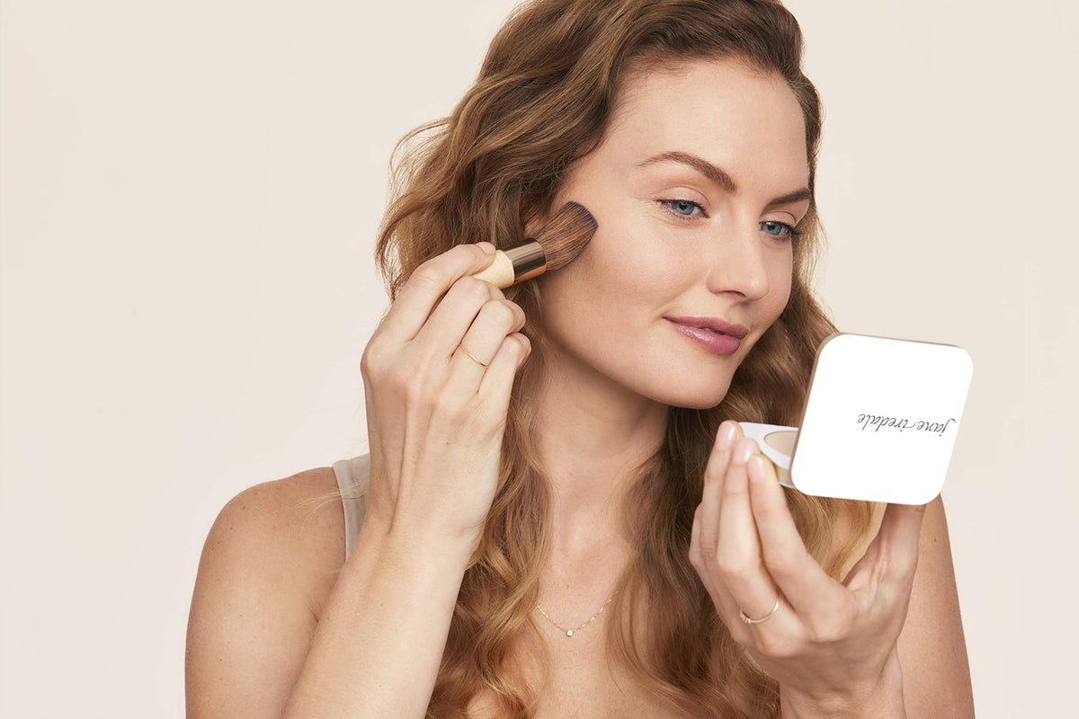Jane Iredale PurePressed Base Mineral Foundation SPF 20 - Premium Selection Official Imagery - 5