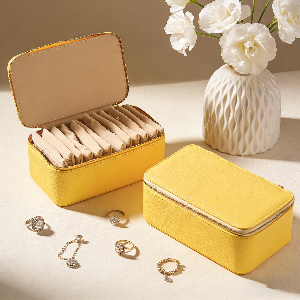 Travel Jewelry Case with 12 Velvet Zipped Pouches Bags - Yaliang Official Imagery - 3