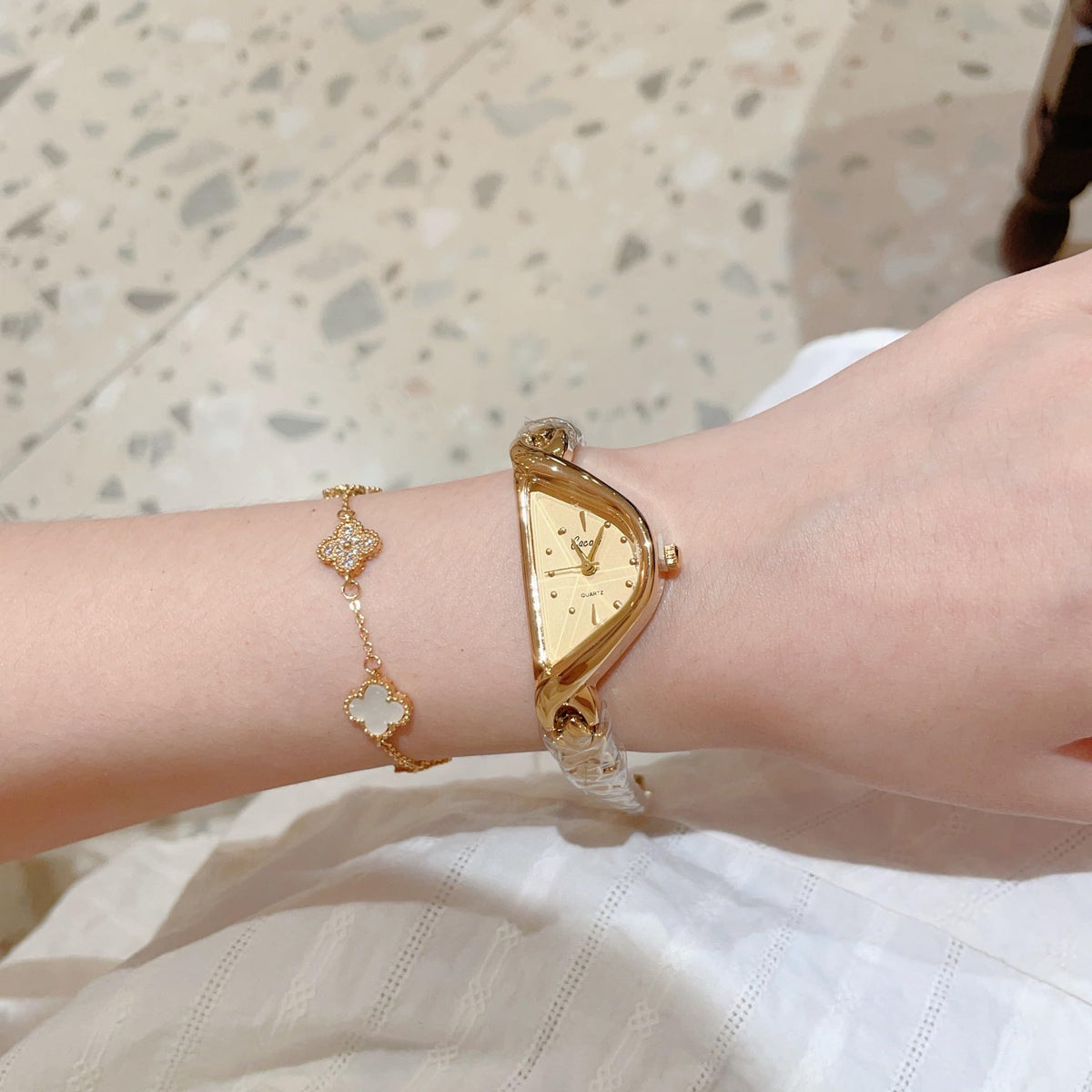 Gosasa Fashion Irregular Shape Women s Bracelet Watch - Gosasa Official Imagery - 4