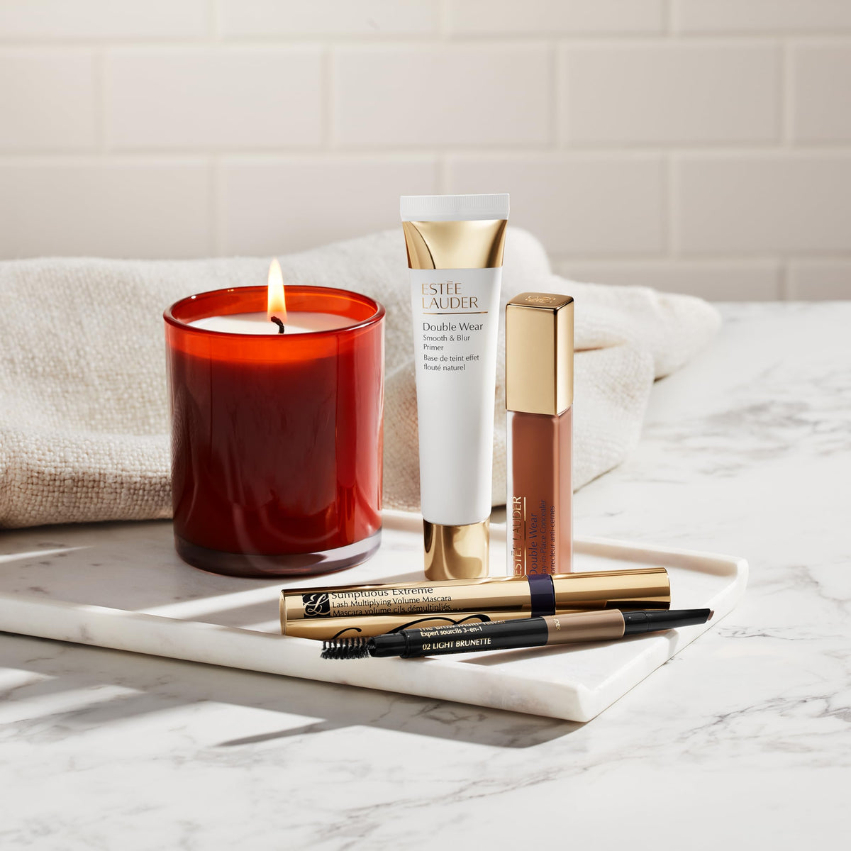 Est e Lauder The Brow Multi Tasker 3 in 1 Tool - Premium Selection Official Imagery - 5