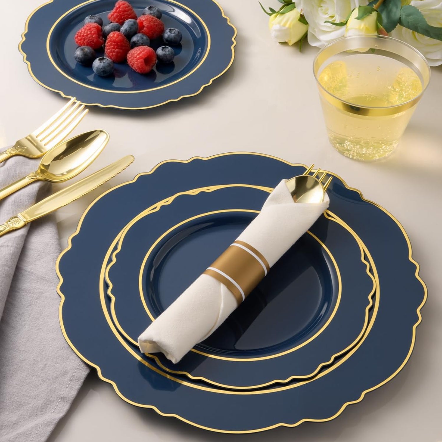 realluck navy blue plastic dinnerware set with 350 pieces, including plates, bowls, and utensils for 50 guests, elegant and durable