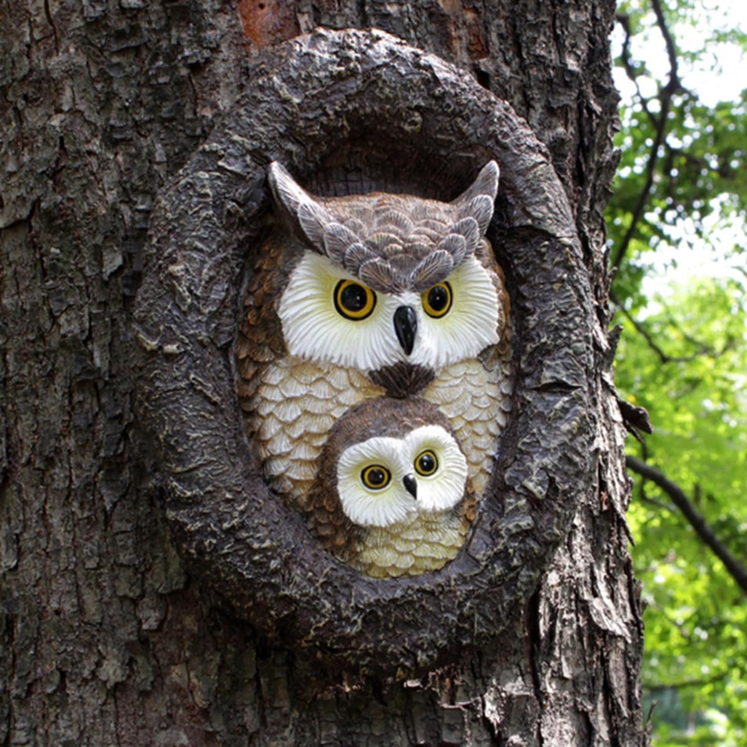 JARPSIRY owl tree hugger sculpture featuring mom and baby owls, whimsical garden face decor on outdoor tree, detailed and charming.