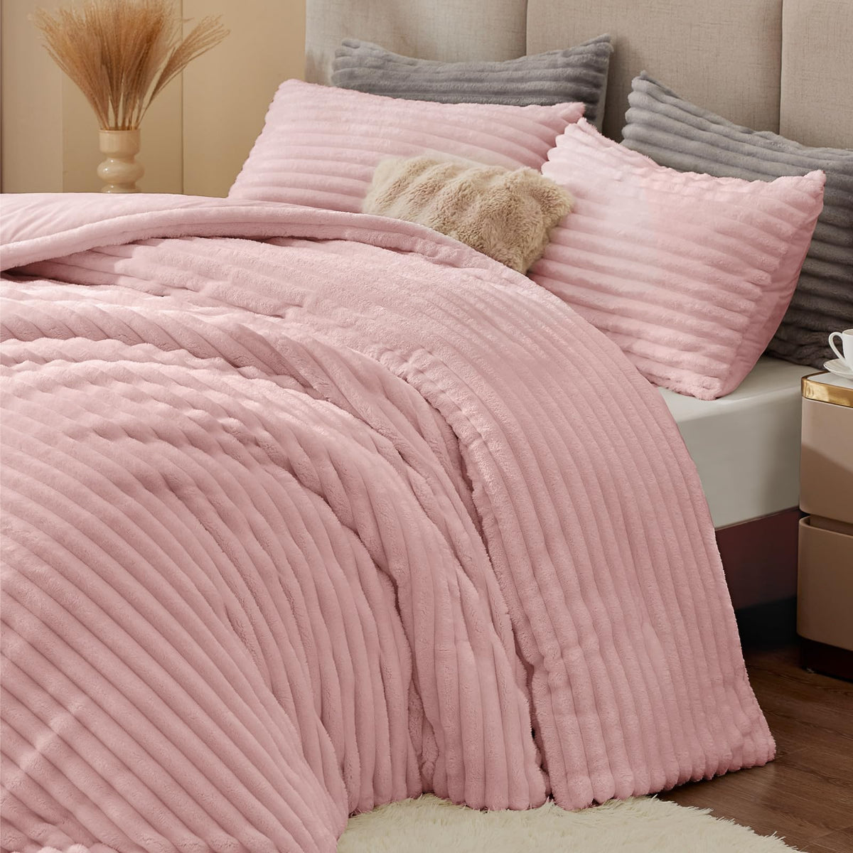 BEDELITE Fleece Queen Comforter Set Fluffy Bed Set Pink - BEDELITE Official Imagery - 7