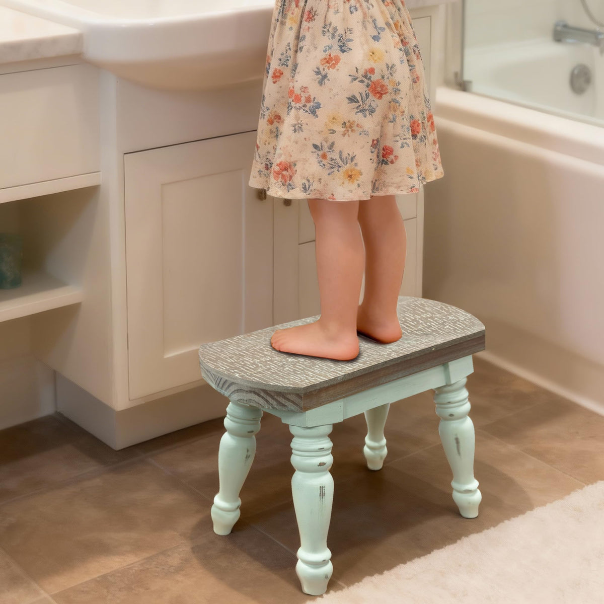 Farmhouse Wooden Plant Stand - dwellington Official Imagery - 3