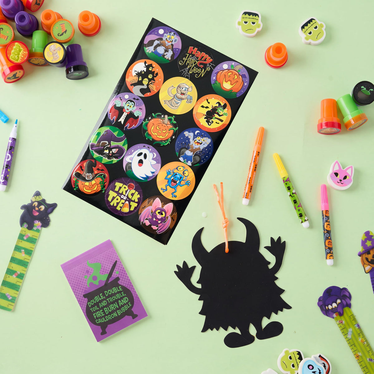 JOYIN 192PCS Halloween Stationery Set Trick or Treat Gifts - JOYIN Official Imagery - 3