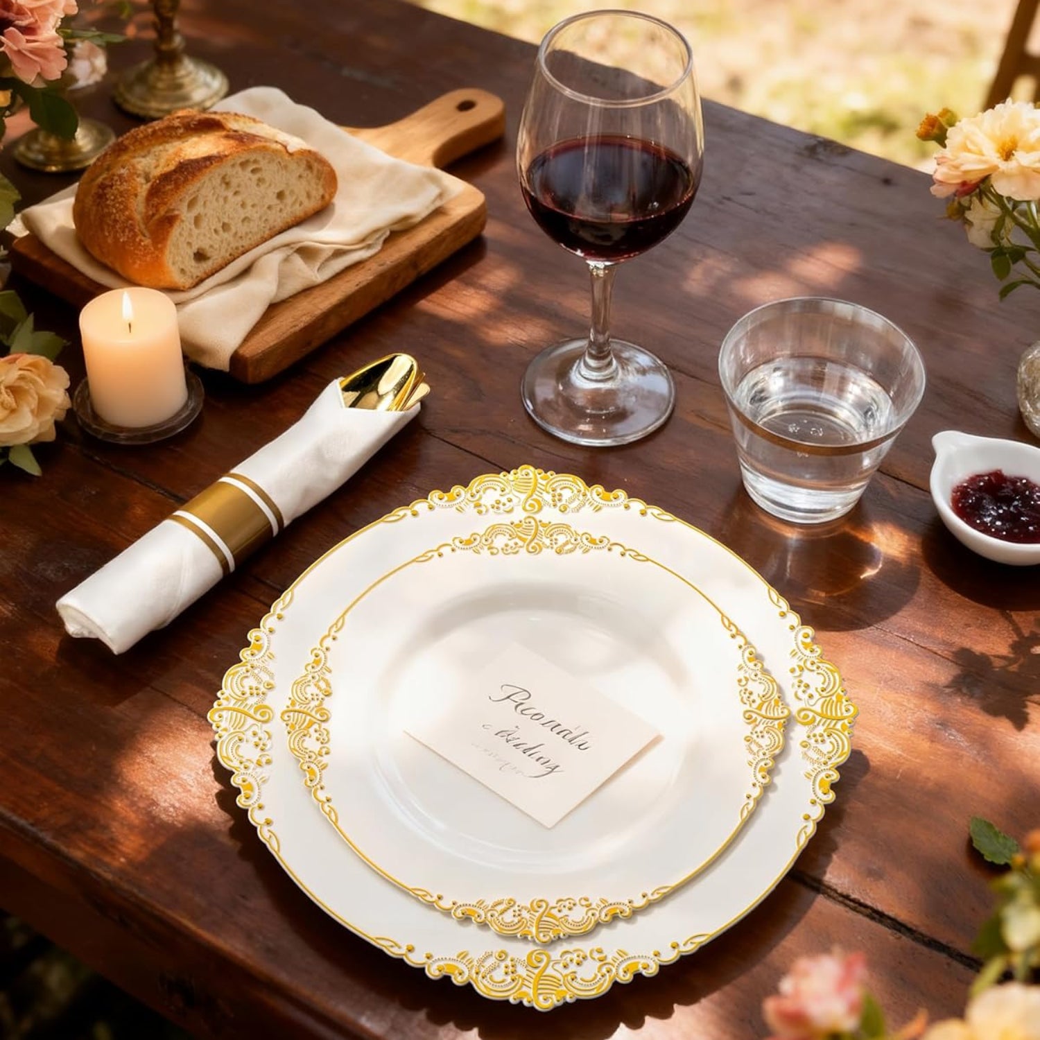 Nervure 350-piece ivory plastic dinnerware set with gold accents, includes plates for serving 50 guests, elegant disposable tableware