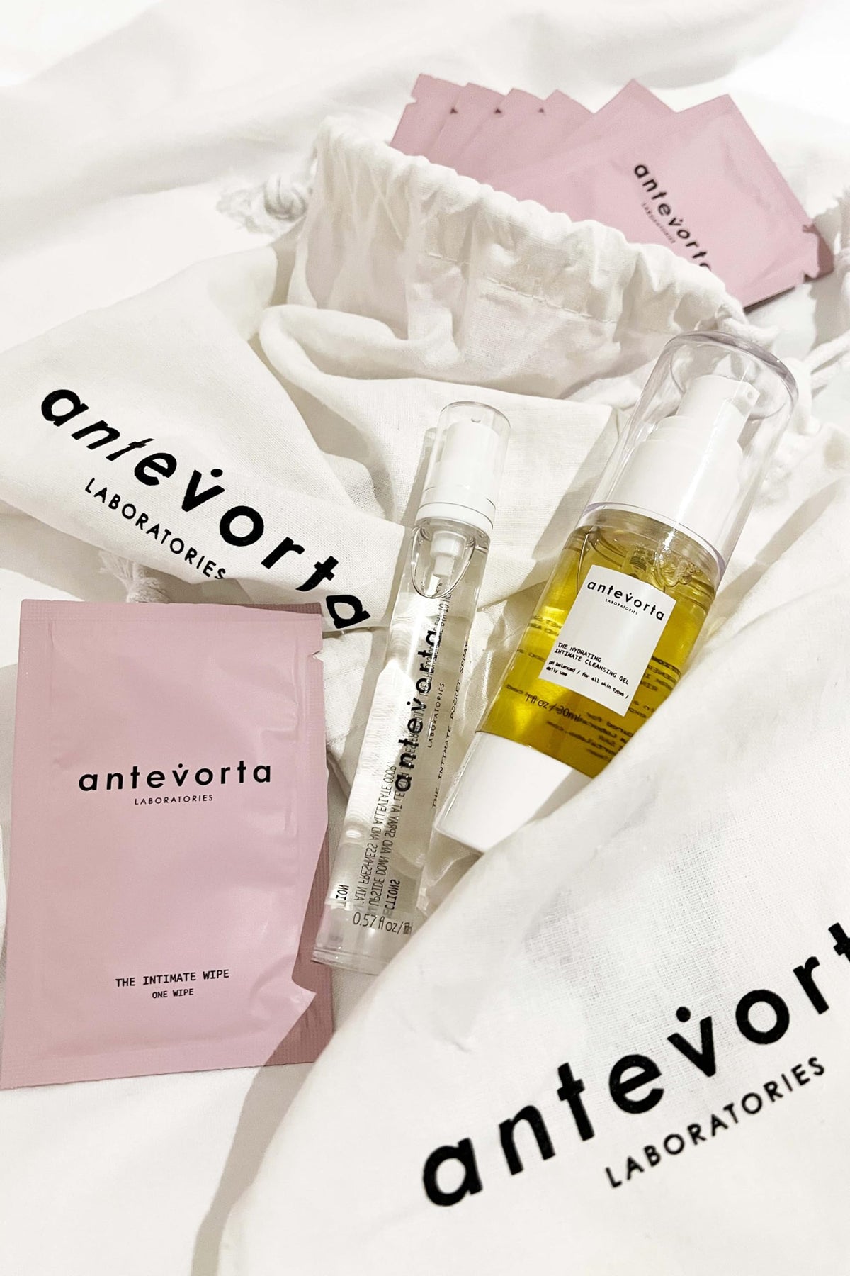Antevorta Feminine Care Discovery Kit Gel Spray and Wipes - Antevorta Official Imagery - 3