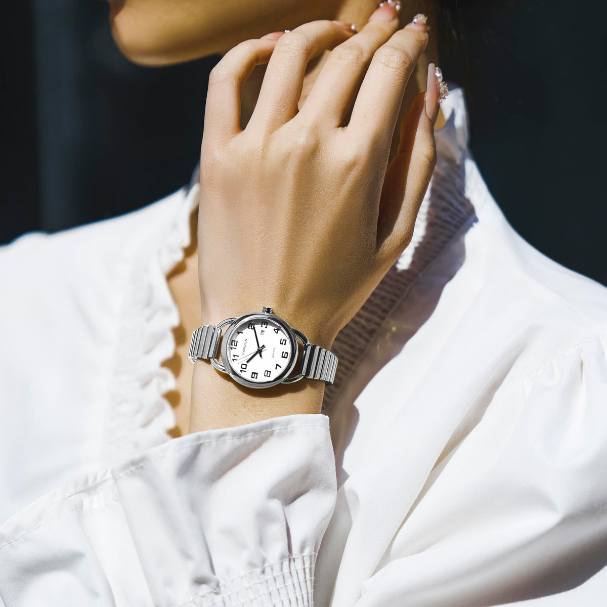 JIANDUN Waterproof Petite Gold Watch Classic Women s Elegant - JIANDUN Official Imagery - 7