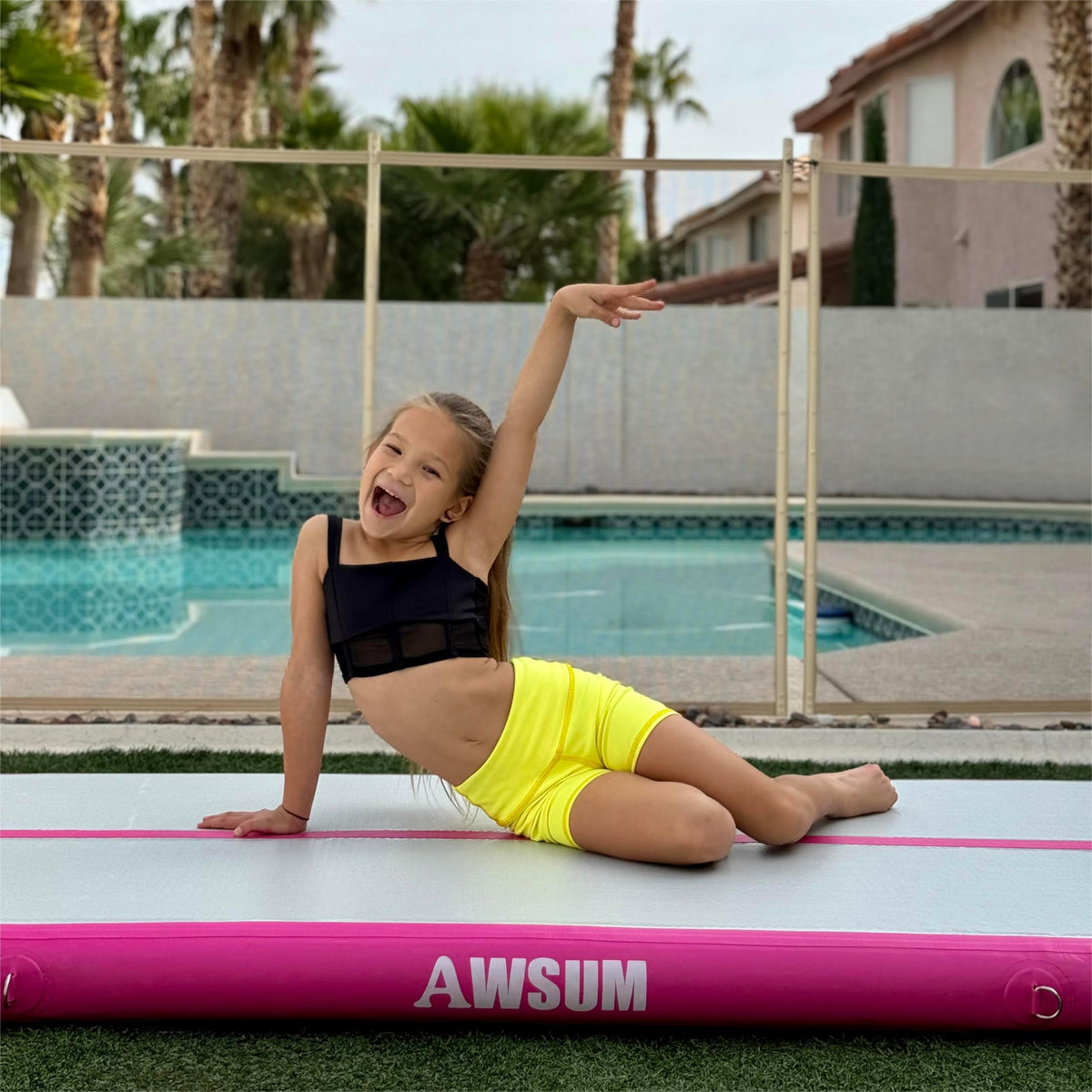 AWSUM Inflatable Gymnastics Mat Air Tumbling Mat with Pump - AWSUM Official Imagery - 7