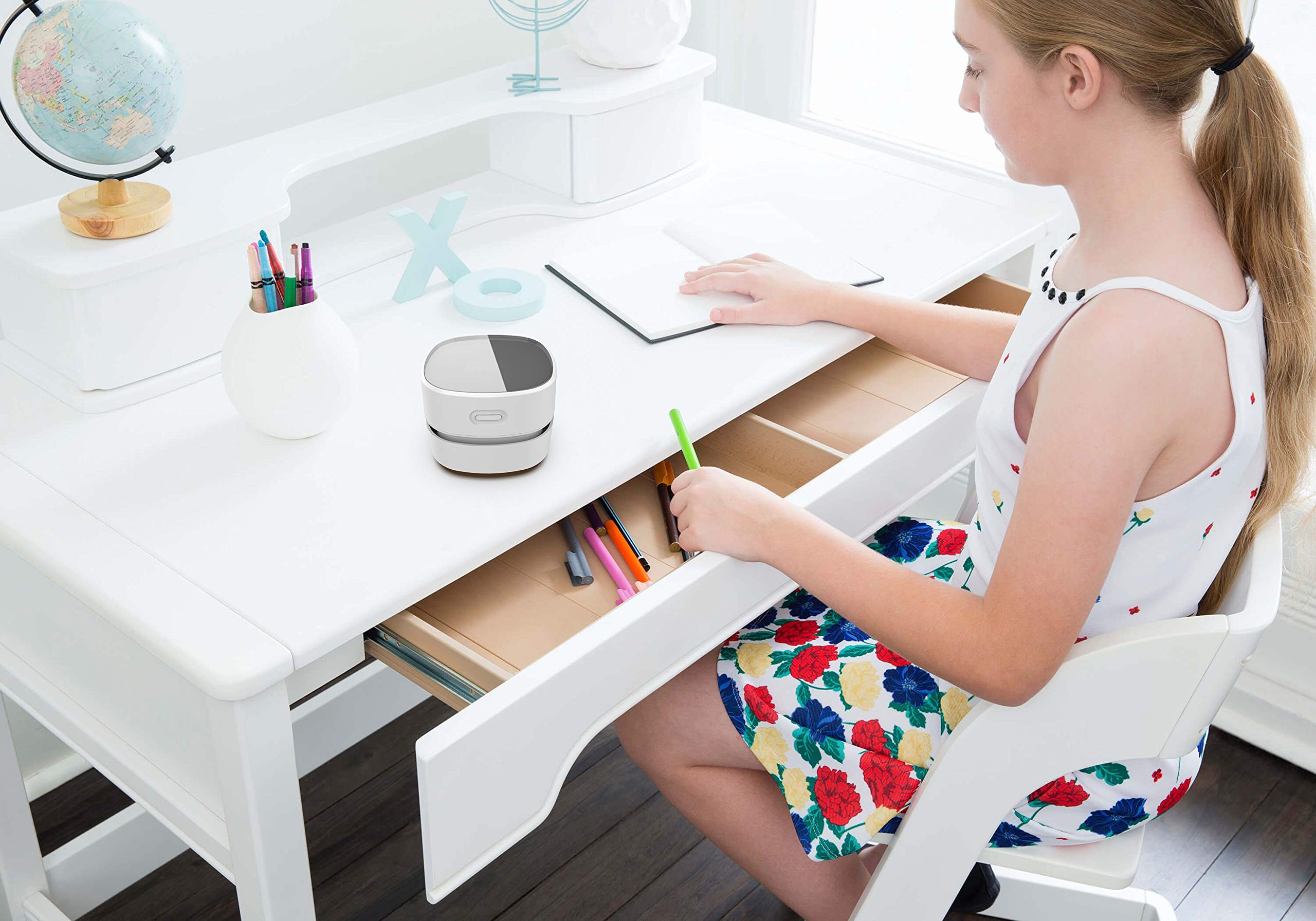 ODISTAR Mini Desktop Vacuum Cleaner for Table Dust - View 2