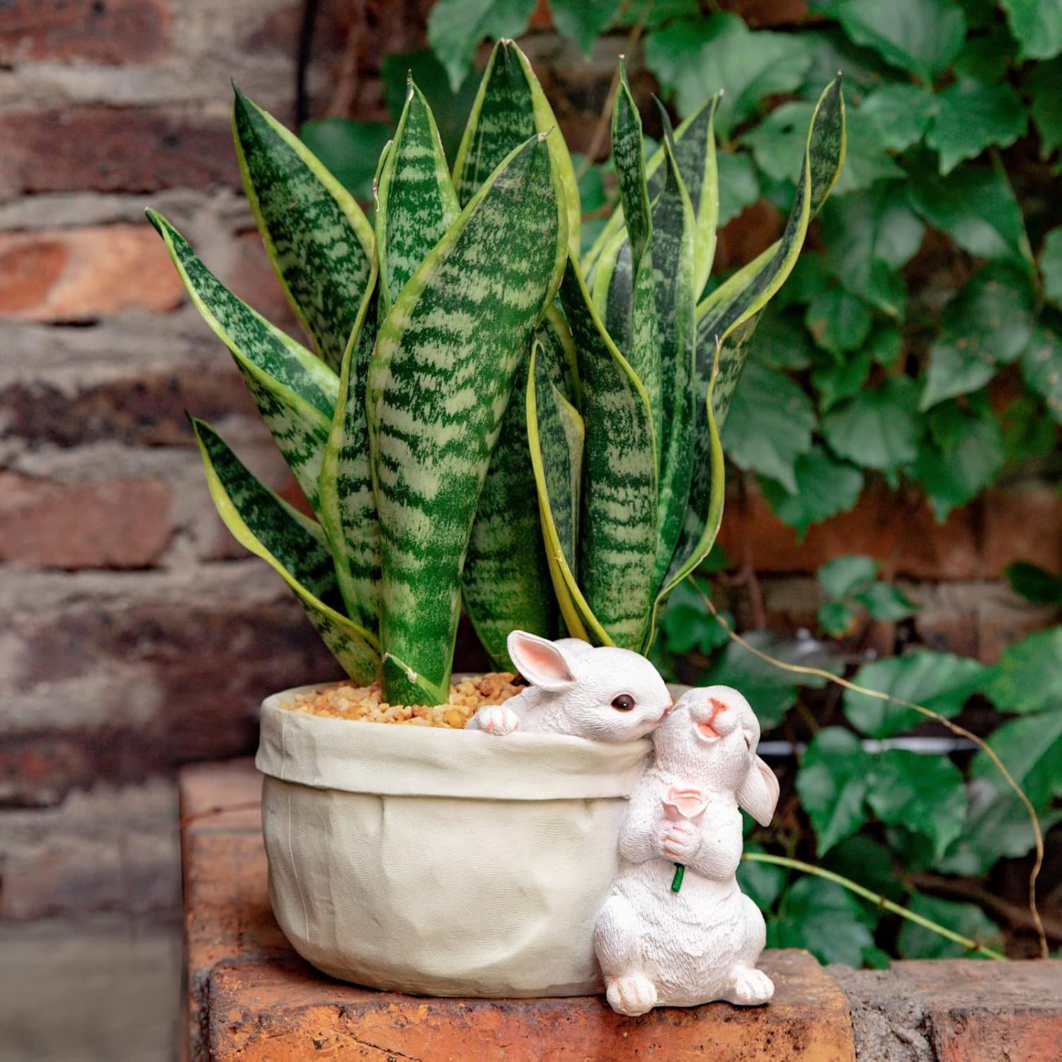WONDHOME rabbit flower pot with bunny design, succulent plant inside, decorative garden planter for flowers and small plants