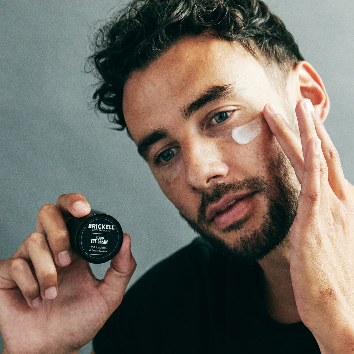 Brickell Men s Complete Defense Anti Aging Routine Night - Brickell Men's Products Official Imagery - 5