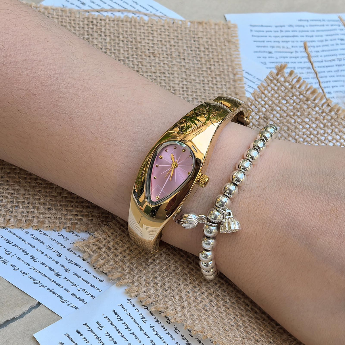 JewelryWe Women Teardrop Bangle Watch Snake Head Shape - JewelryWe Official Imagery - 5