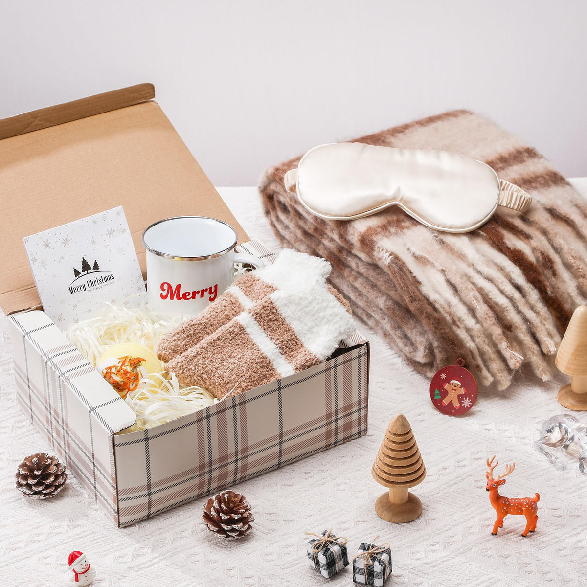8 Pcs Christmas Women Gifts Coworkers Christmas Basket Gift - Breling Official Imagery - 4