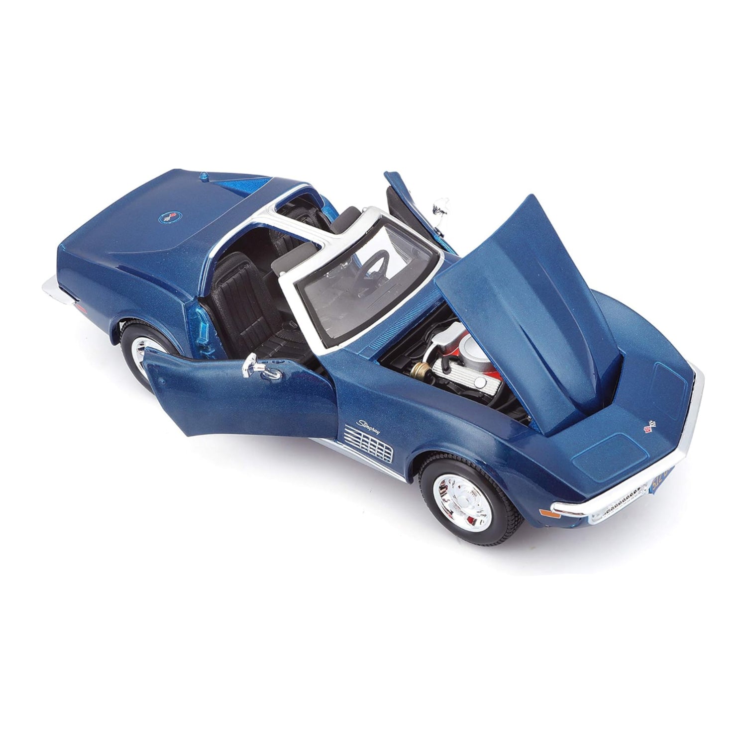 Maisto 1:24 scale blue 1970 Chevrolet Corvette diecast model car, detailed collectible vehicle.