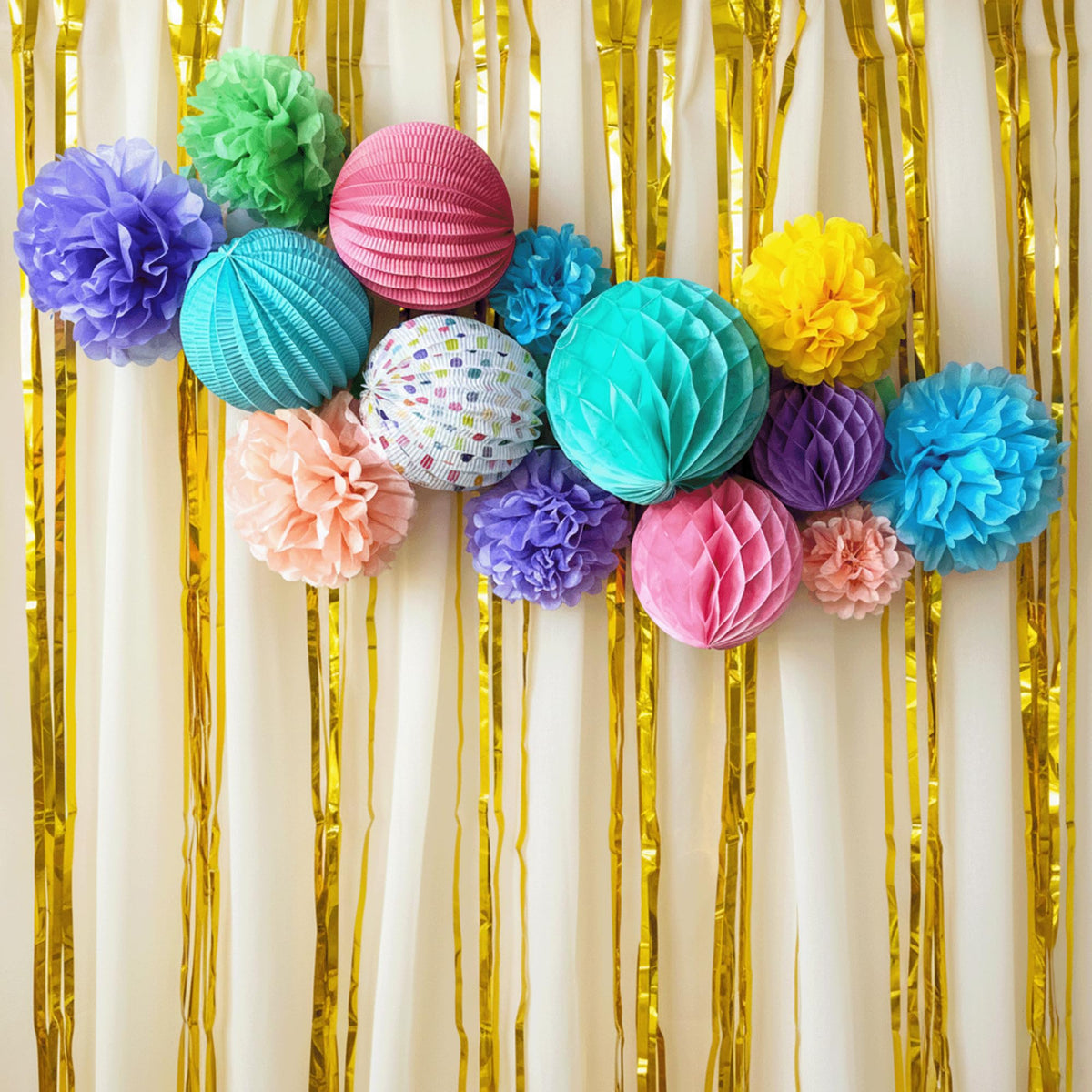 PapaKit Premium Paper Decoration Set - PapaKit Official Imagery - 4