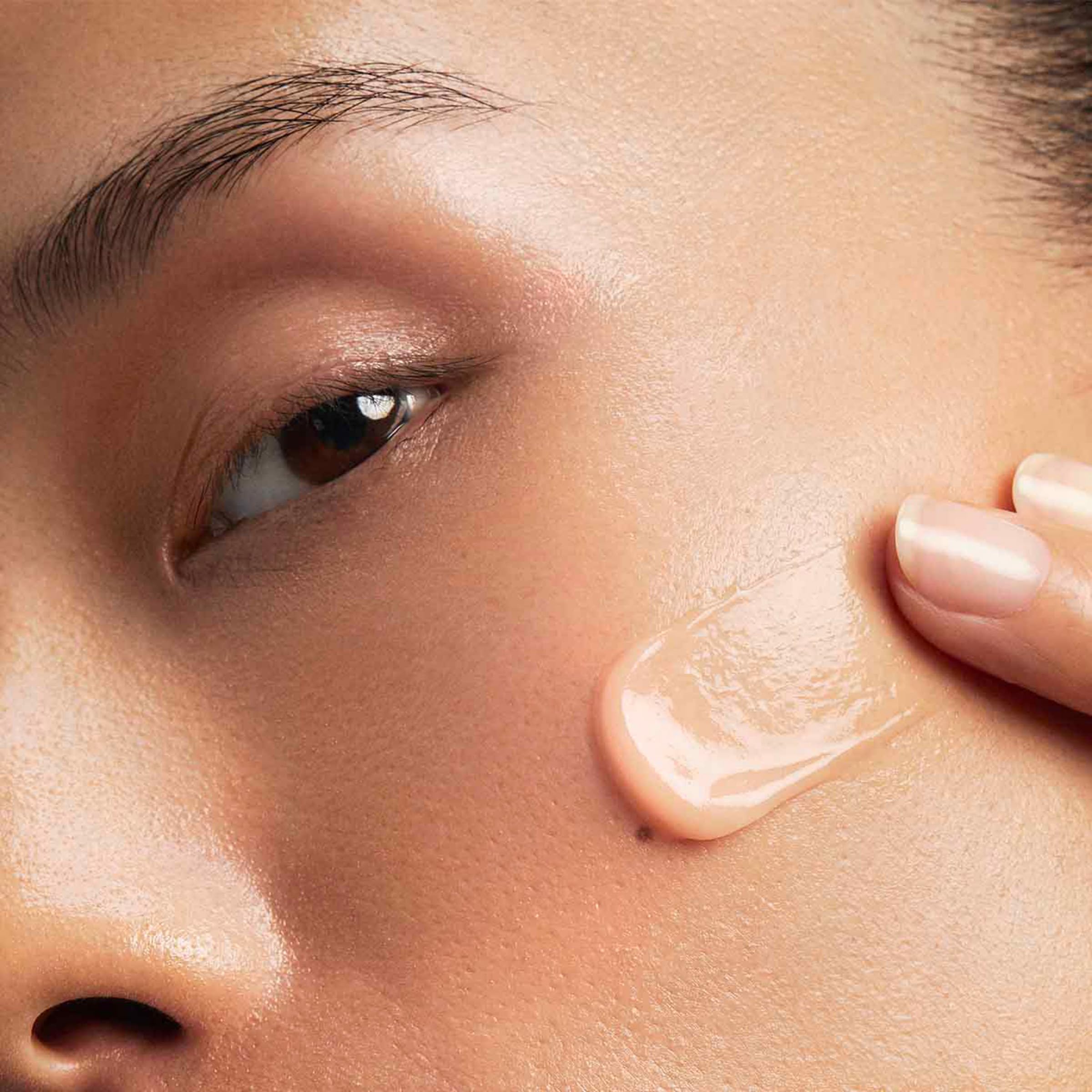 Clarins Beauty Flash Balm - Elefair Store Official Product Imagery - 4