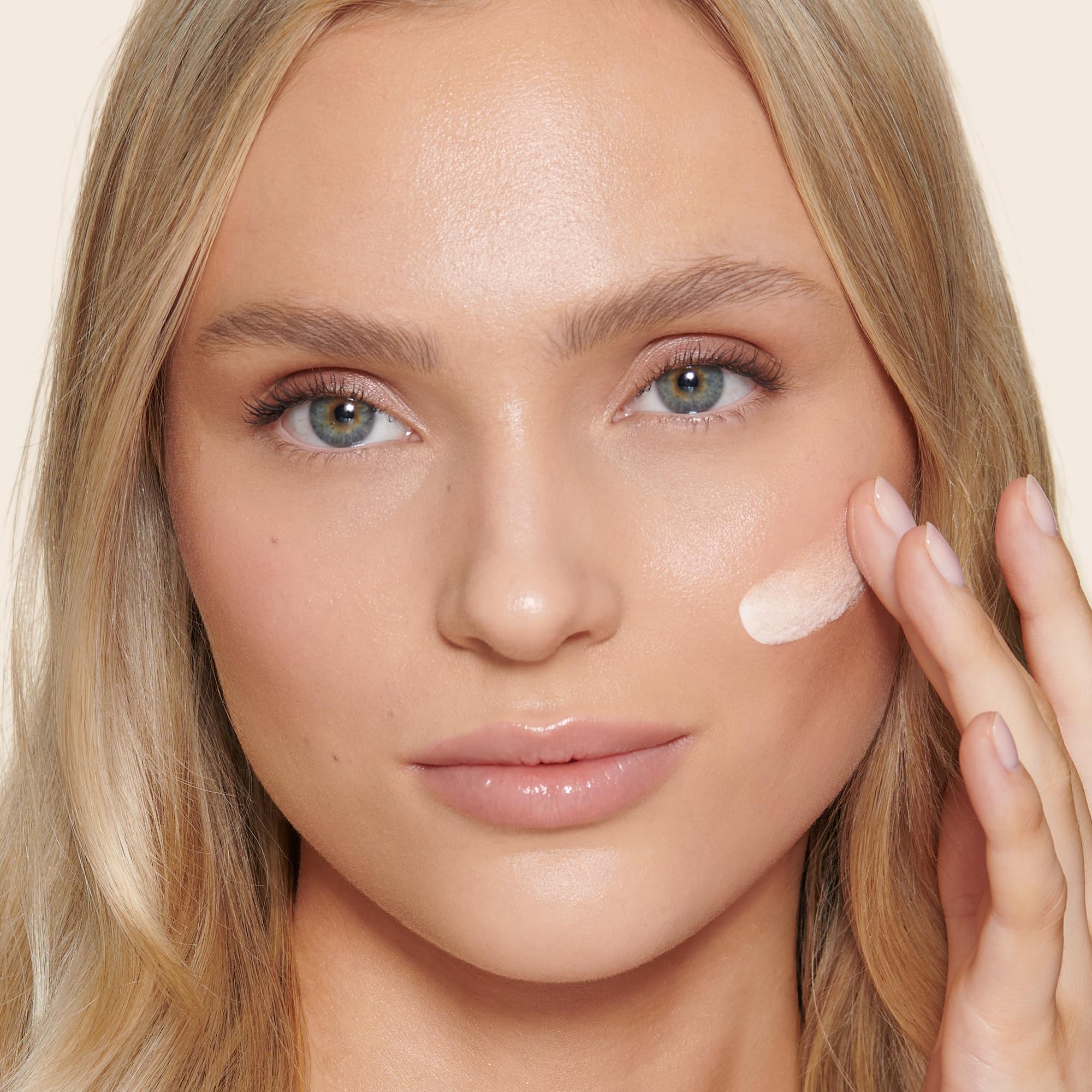 Charlotte Tilbury Unisex Healthy Glow Skin Tint - Tinted Moisturizer - Elefair Tech Official Product View 4