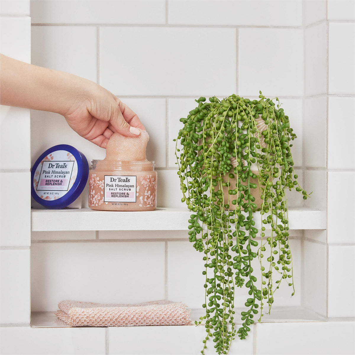 Dr Teal s Pink Himalayan Salt Body Scrub Restore Replenish - Dr Teal's Official Imagery - 6