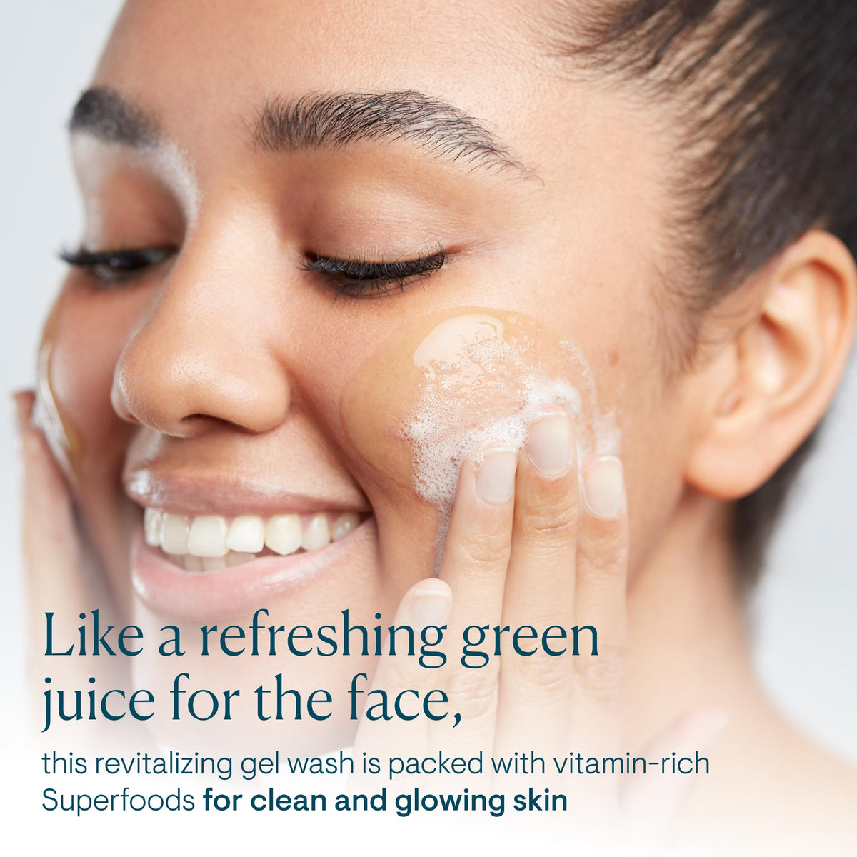 ELEMIS Superfood Facial Wash Gentle Daily Prebiotic Gel Wash - Premium Selection Official Imagery - 3