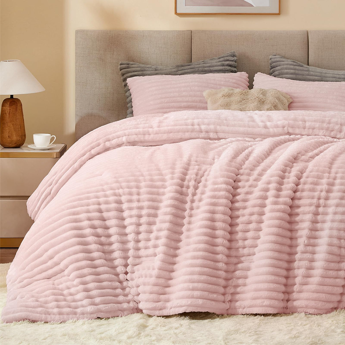 BEDELITE Fleece Queen Comforter Set Fluffy Bed Set Pink - BEDELITE Official Imagery - 1