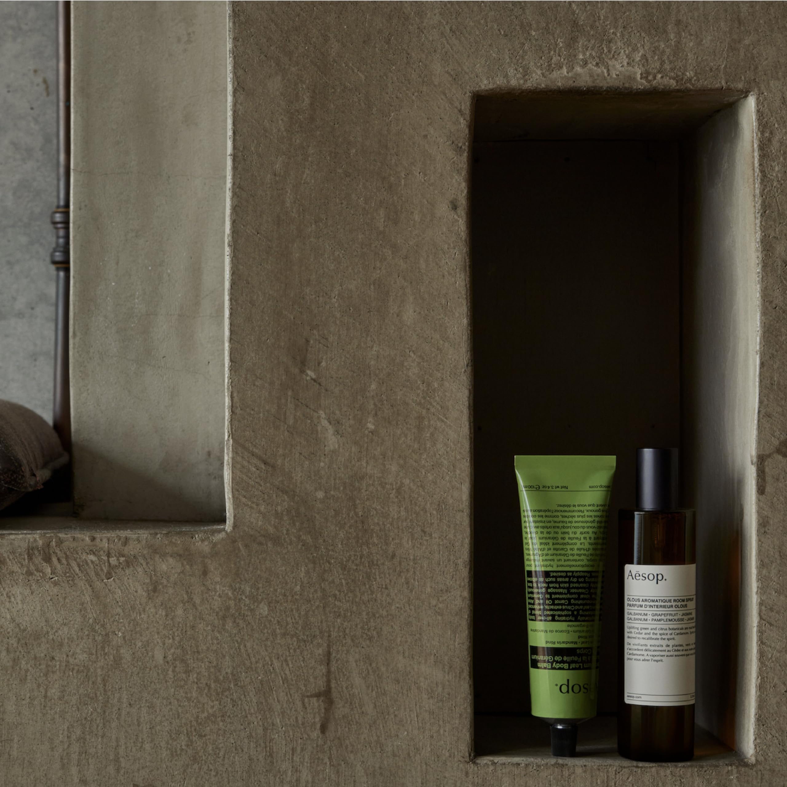 Aesop Geranium Leaf Body Scrub - Exfoliating Body Polish with Bamboo & - Aesop Official Product View 5