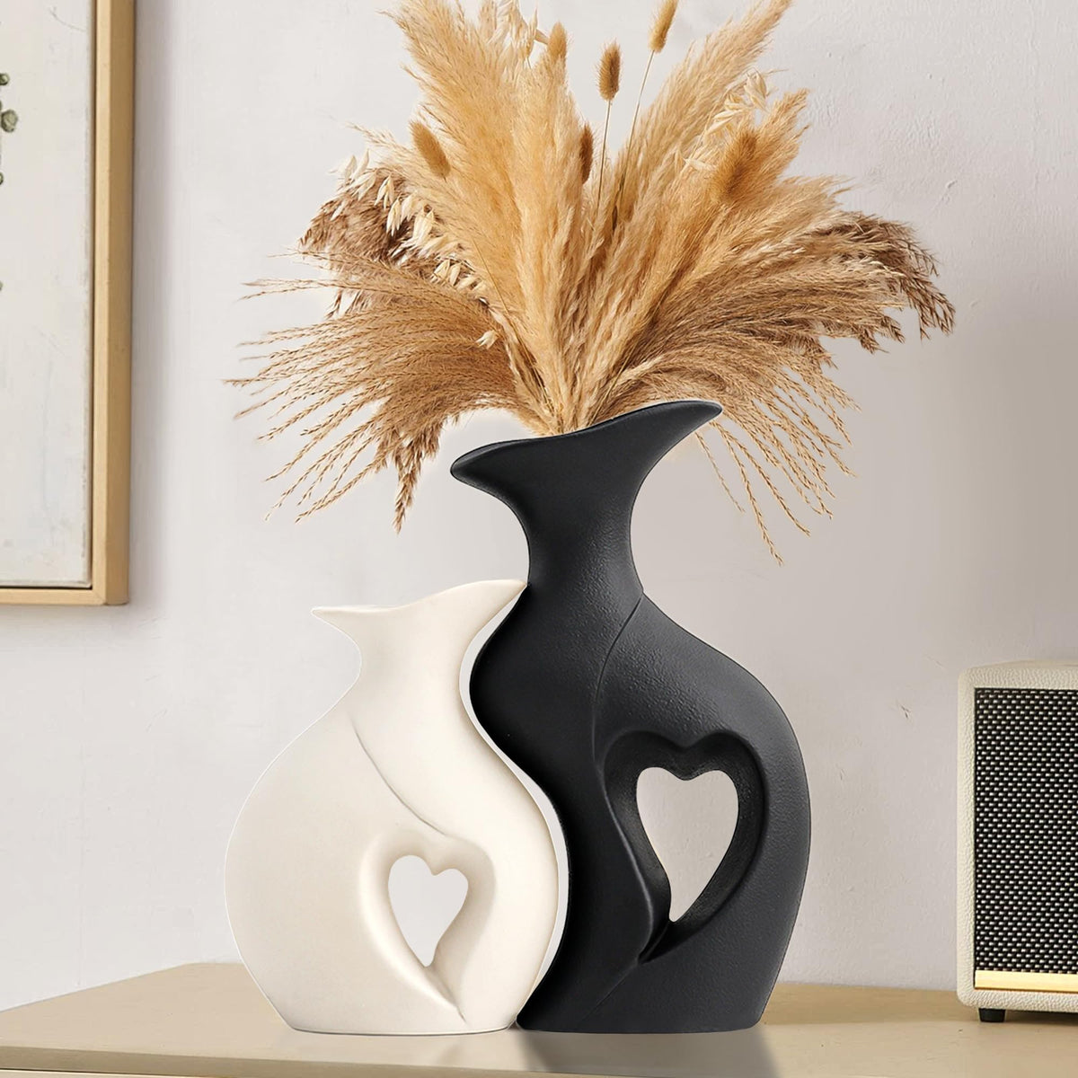 Black and White Vases Home Decor Heart Shape Ceramic Vase - KKgoubz Official Imagery - 8