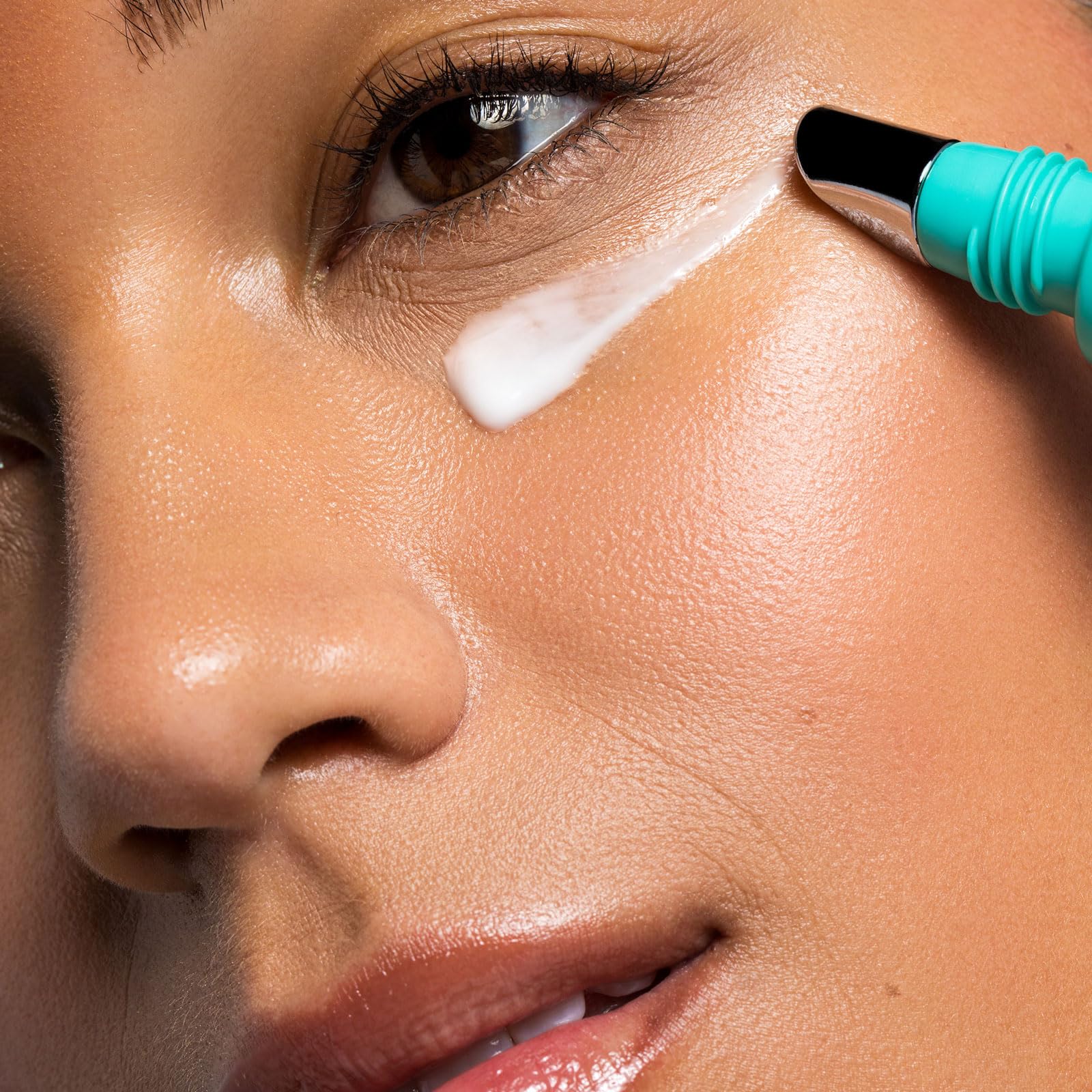 Urban Skin Rx Dark Circle Vitaleyez Nighttime Eye Treatment - Urban Skin Rx Official Imagery - 2