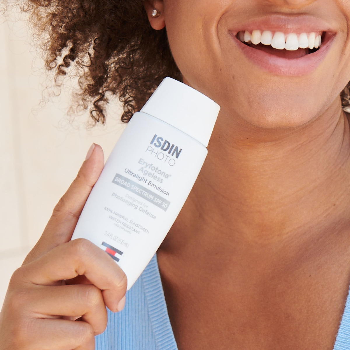 ISDIN Eryfotona Ageless Tinted Mineral Face Sunscreen SPF 50 - Premium Selection Official Imagery - 3