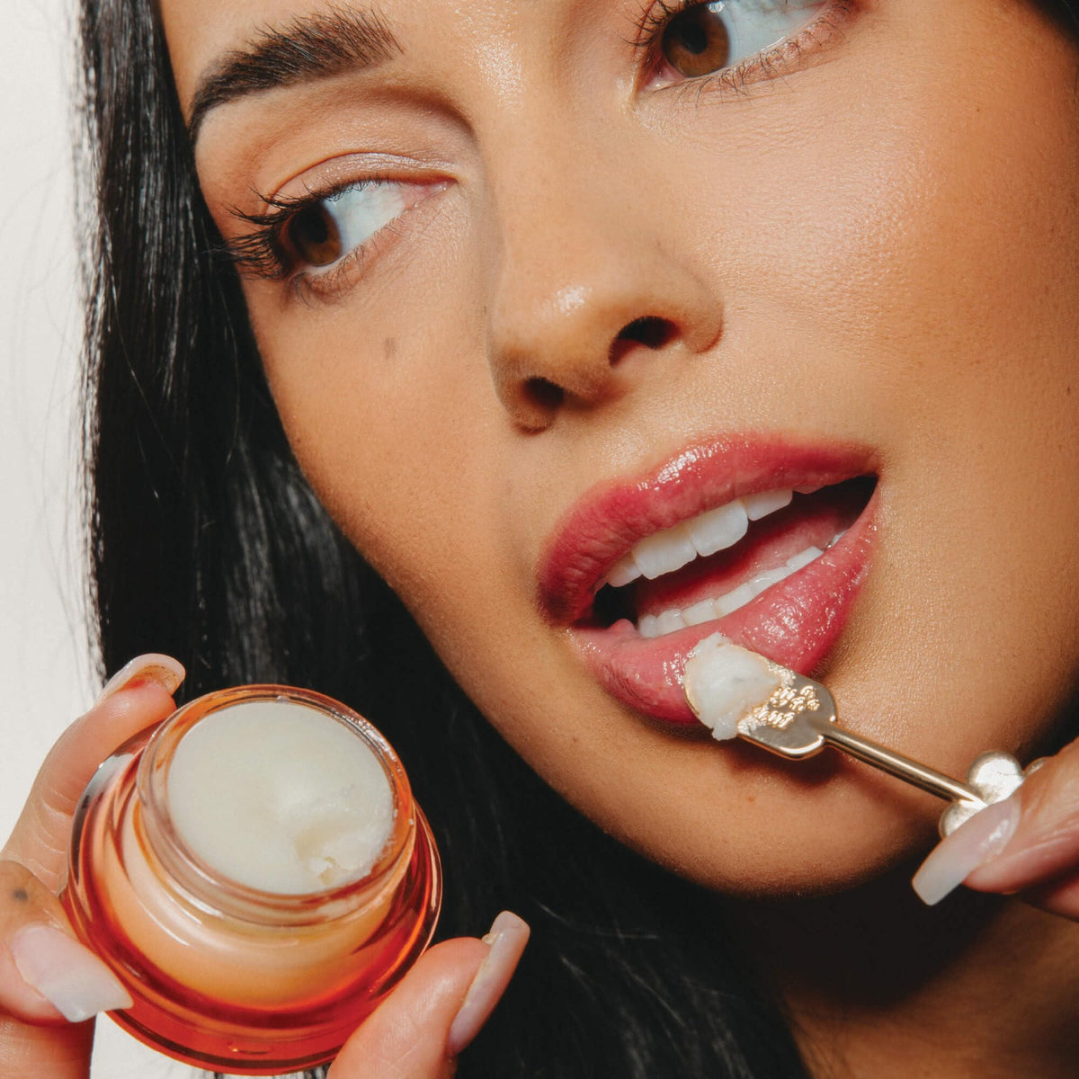 Poppy Pout Pomegranate Peach Overnight Lip Mask Natural Lip - Poppy & Pout Official Imagery - 7
