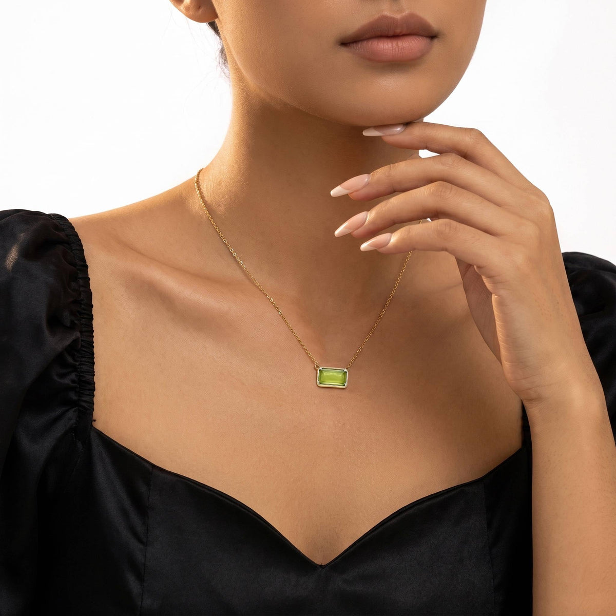 Dainty Gold Rectangle Cushion Pendant Necklaces for Women - mdaeio Official Imagery - 6