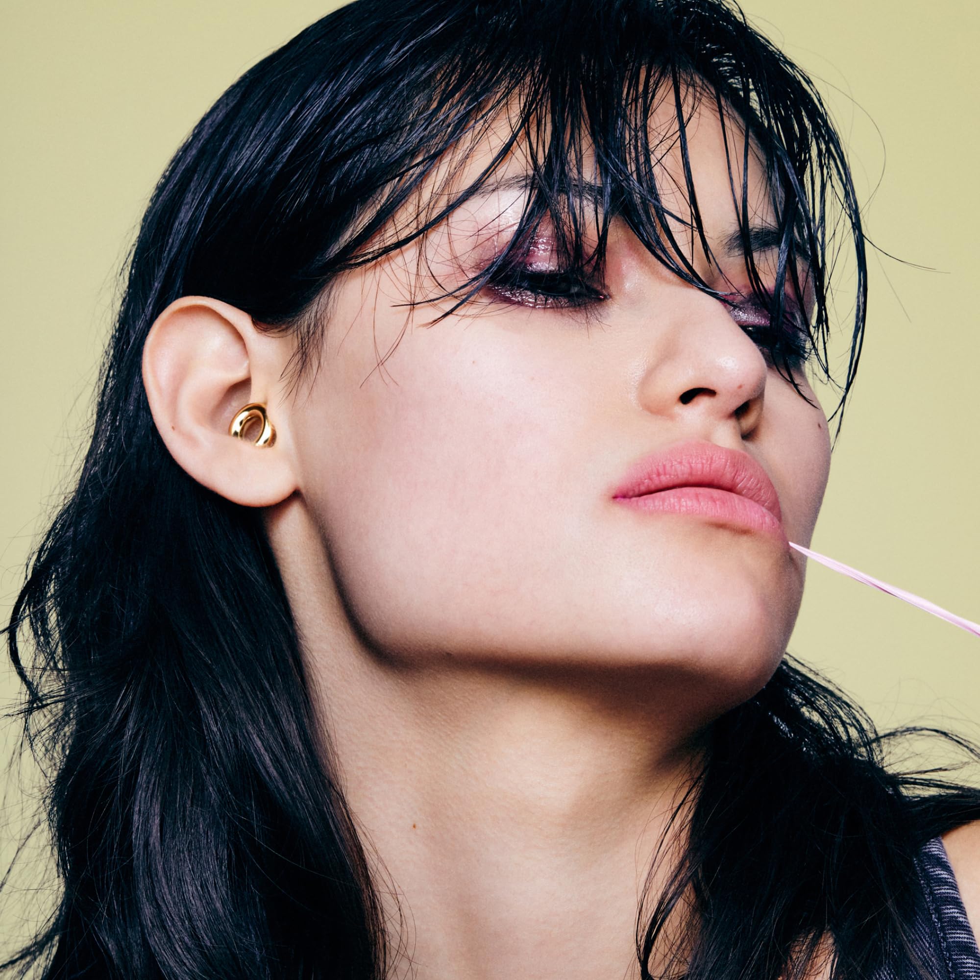 Loop Experience 2 Ear Plugs - Stylish Certified Hearing Protection - Loop Official Product View 4