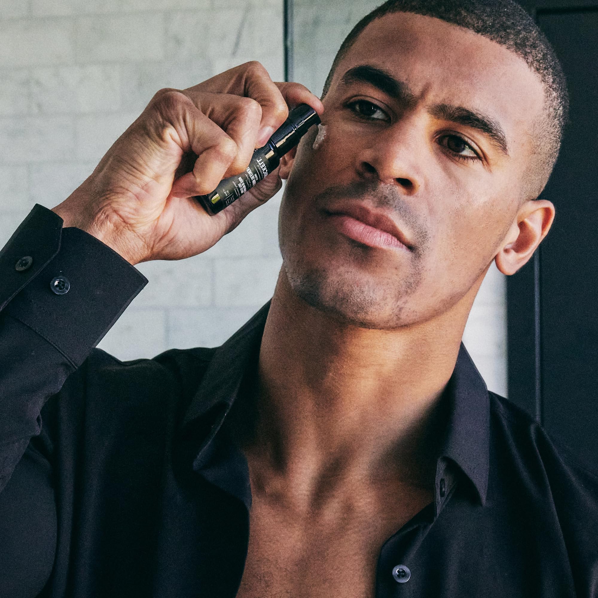 Brickell Men's Products Brickell Men's Dark Circle Under Eye Treatment Serum , - Brickell Men's Products Official Product View 4